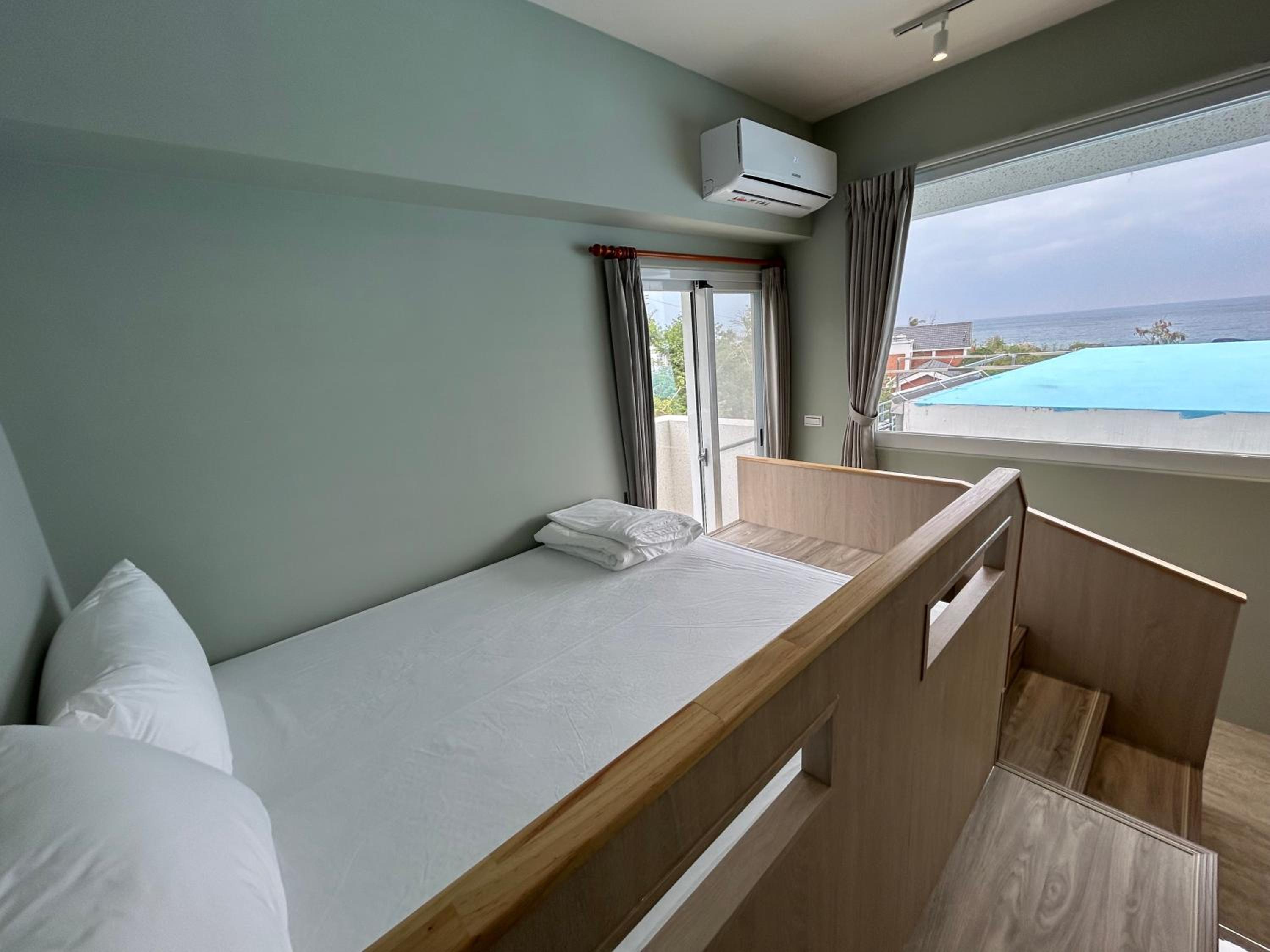 Double Room with Sea View photo 3