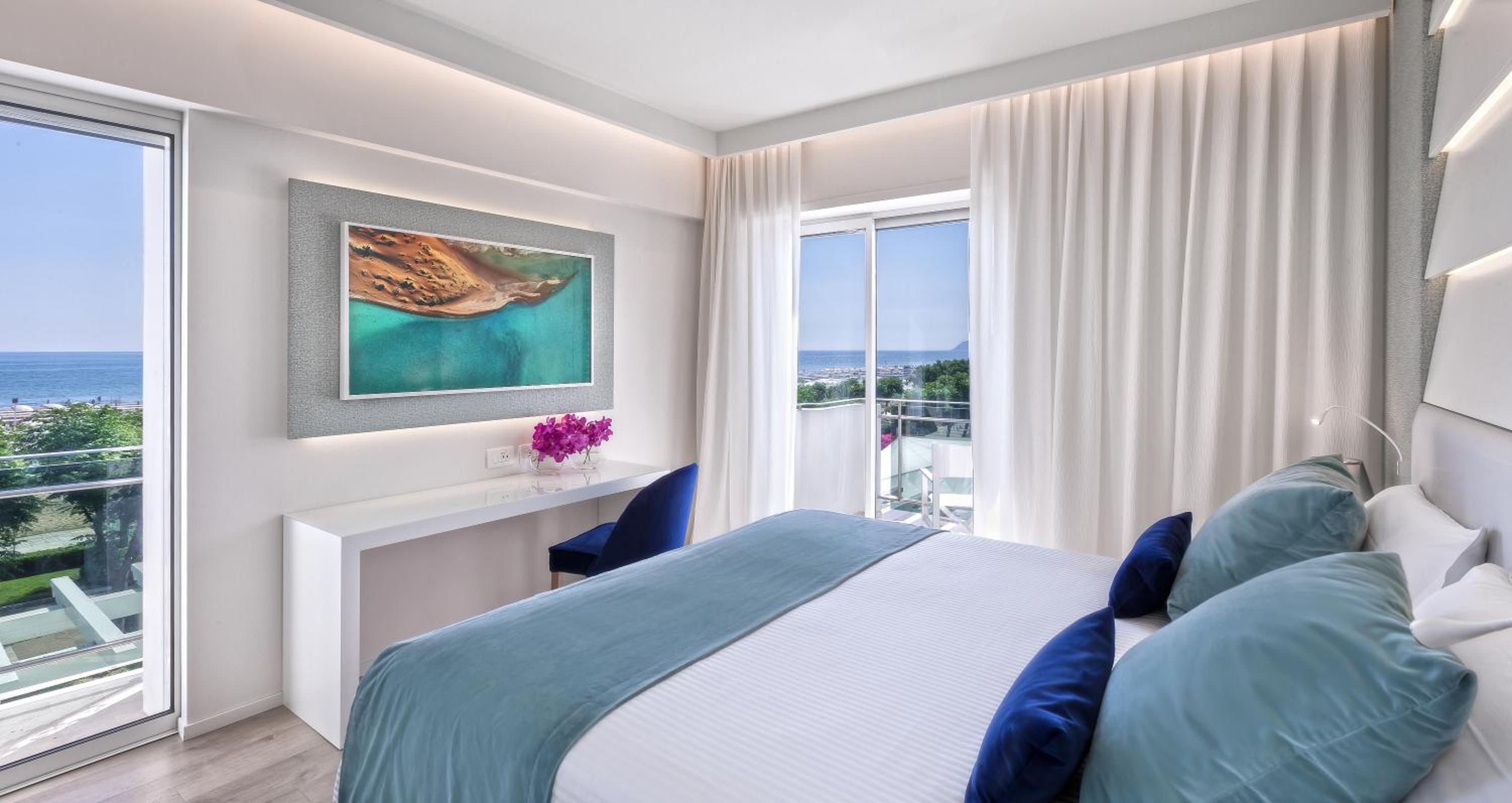 Luxury Sea View - Photo 1