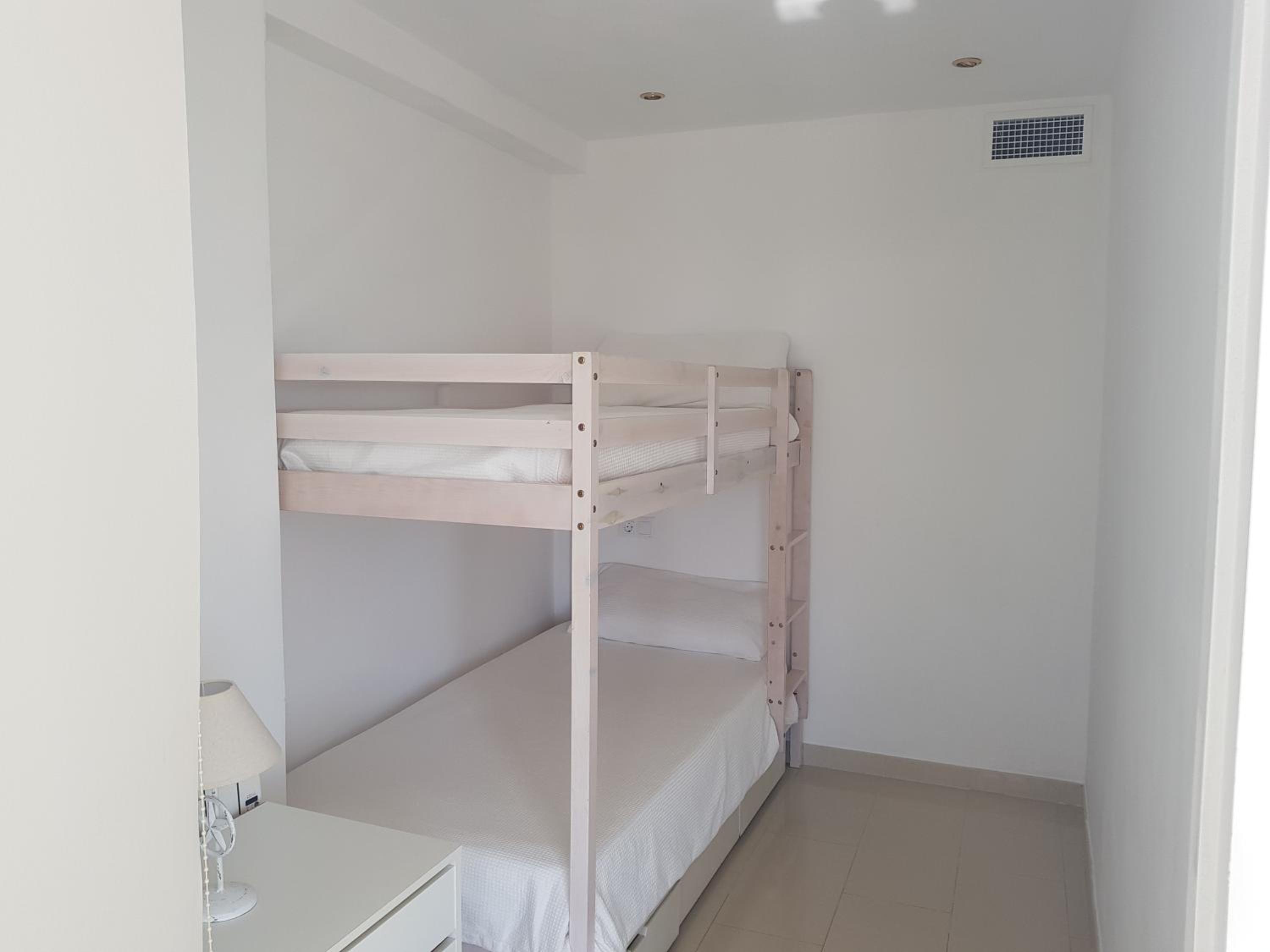 Apartment with Sea View - Photo 37