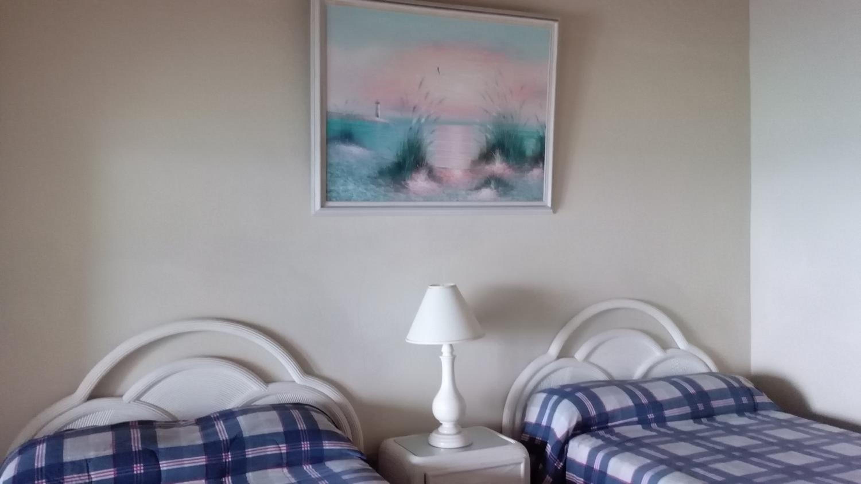 Ocean Front Room photo 2