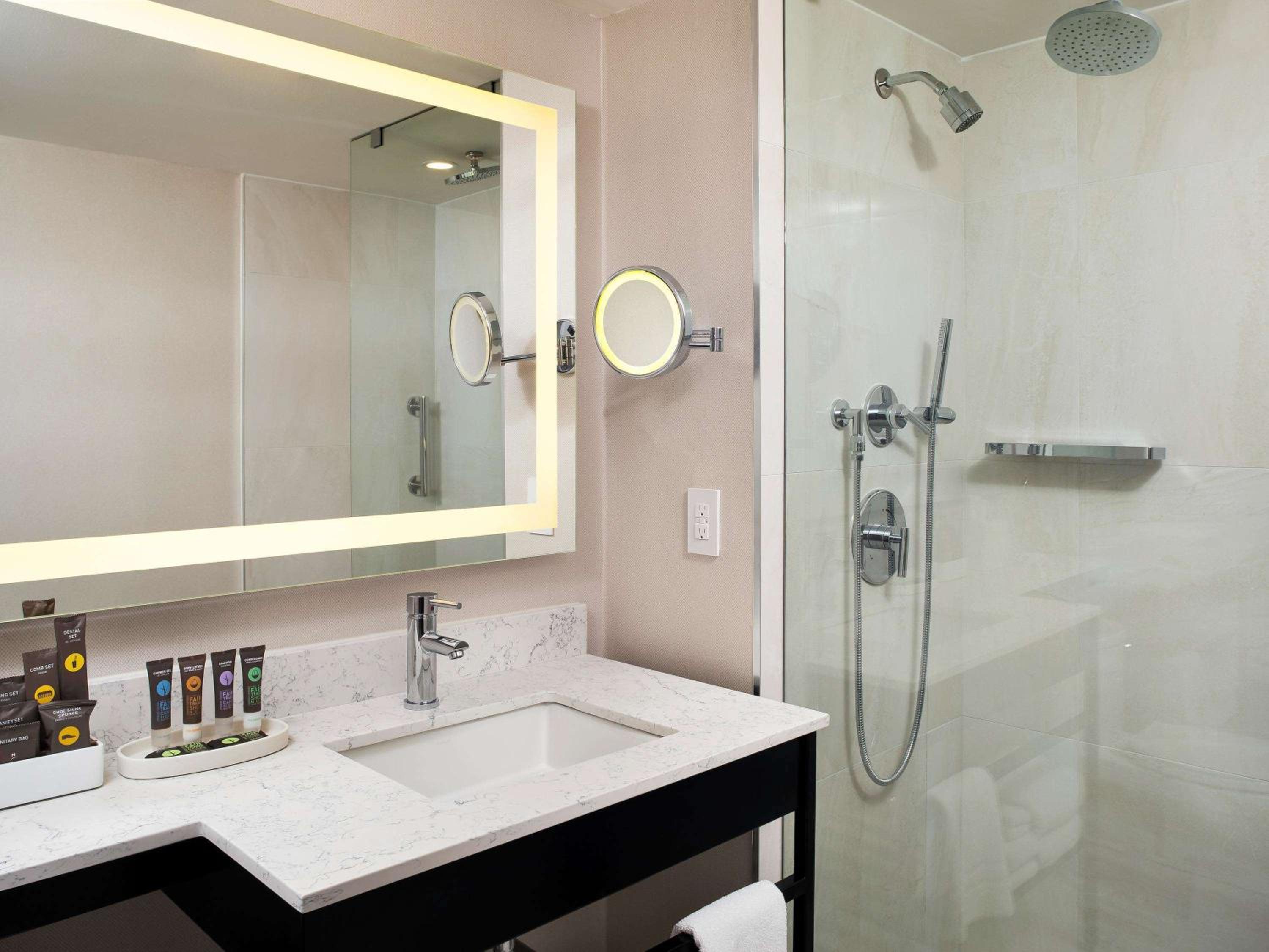 Executive King Room - Renovated - Photo 17