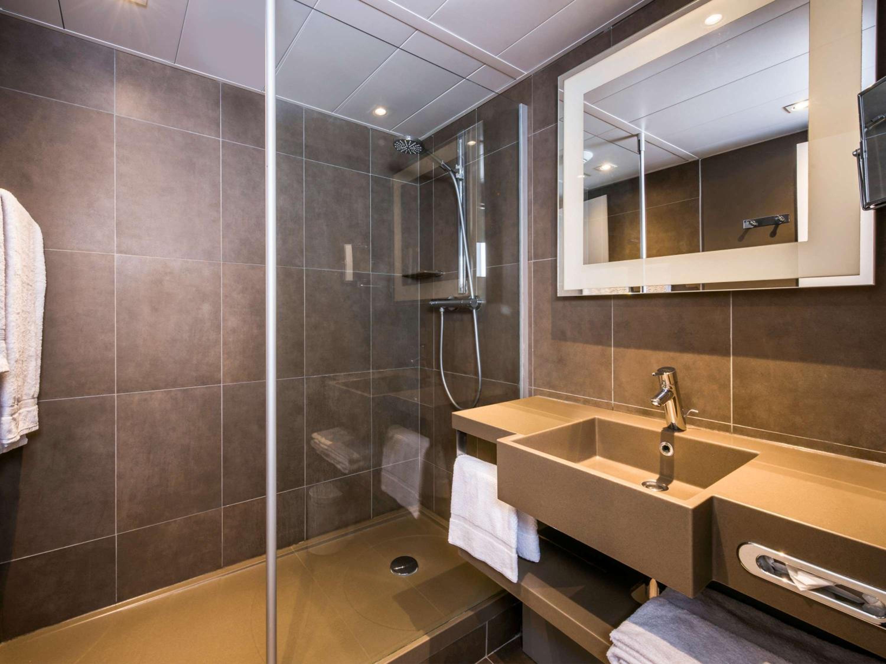 Standard Double Room with Sofa - Photo 5
