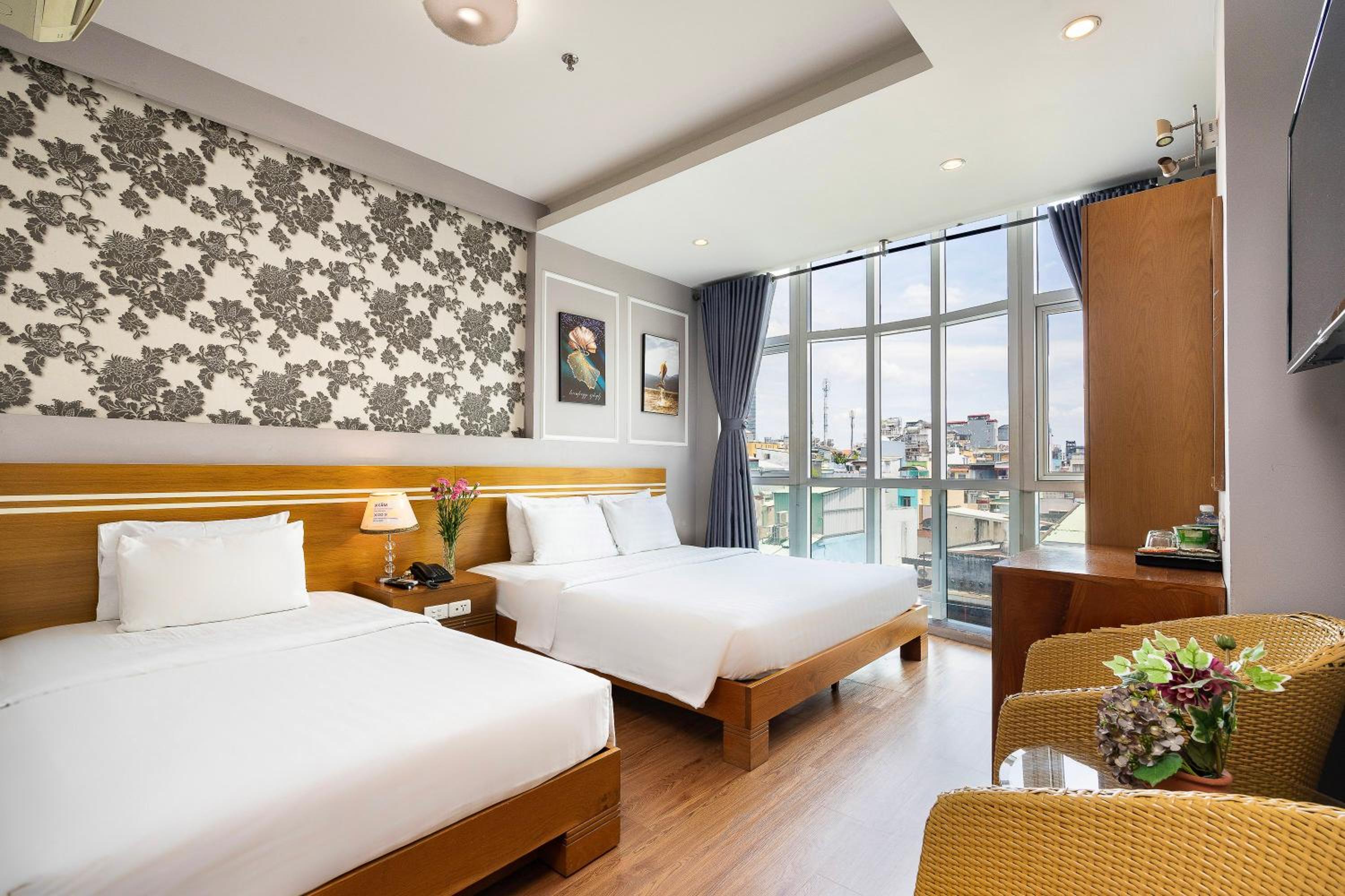 Suite with City View
