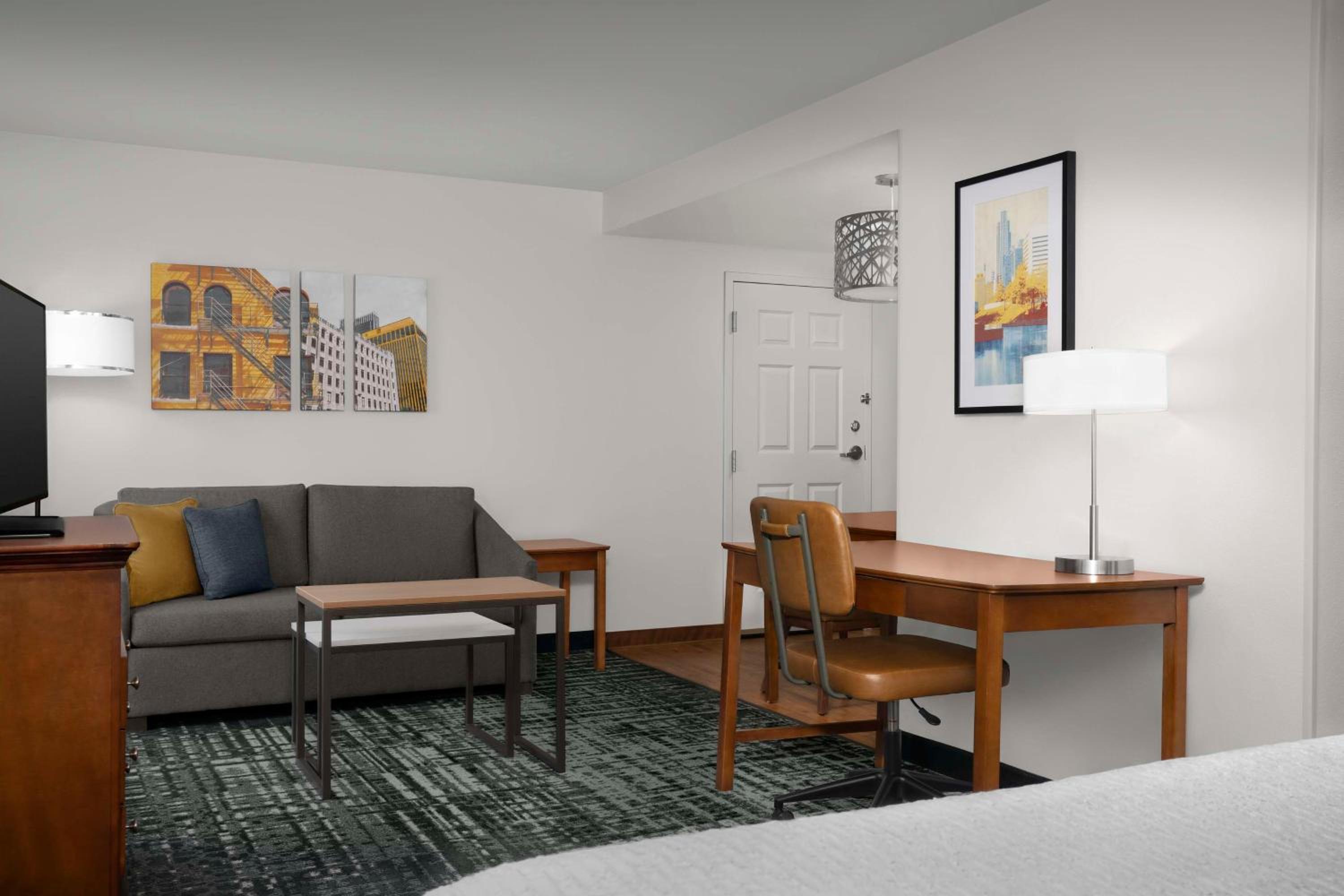 Deluxe King Studio Suite - Non-Smoking - Photo 5