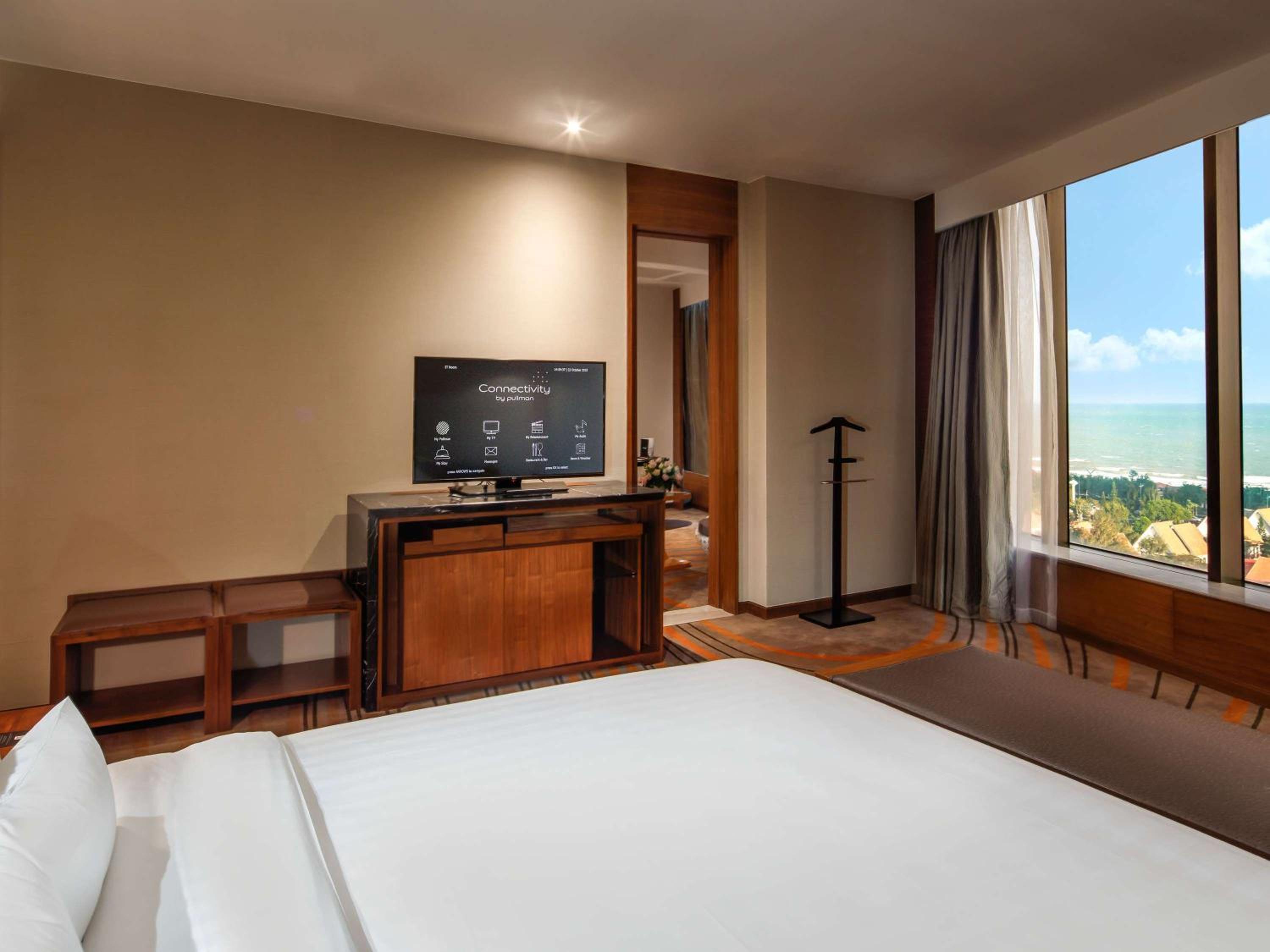Two Bedroom Exclusive Suite with Sauna and Lounge Access photo 3
