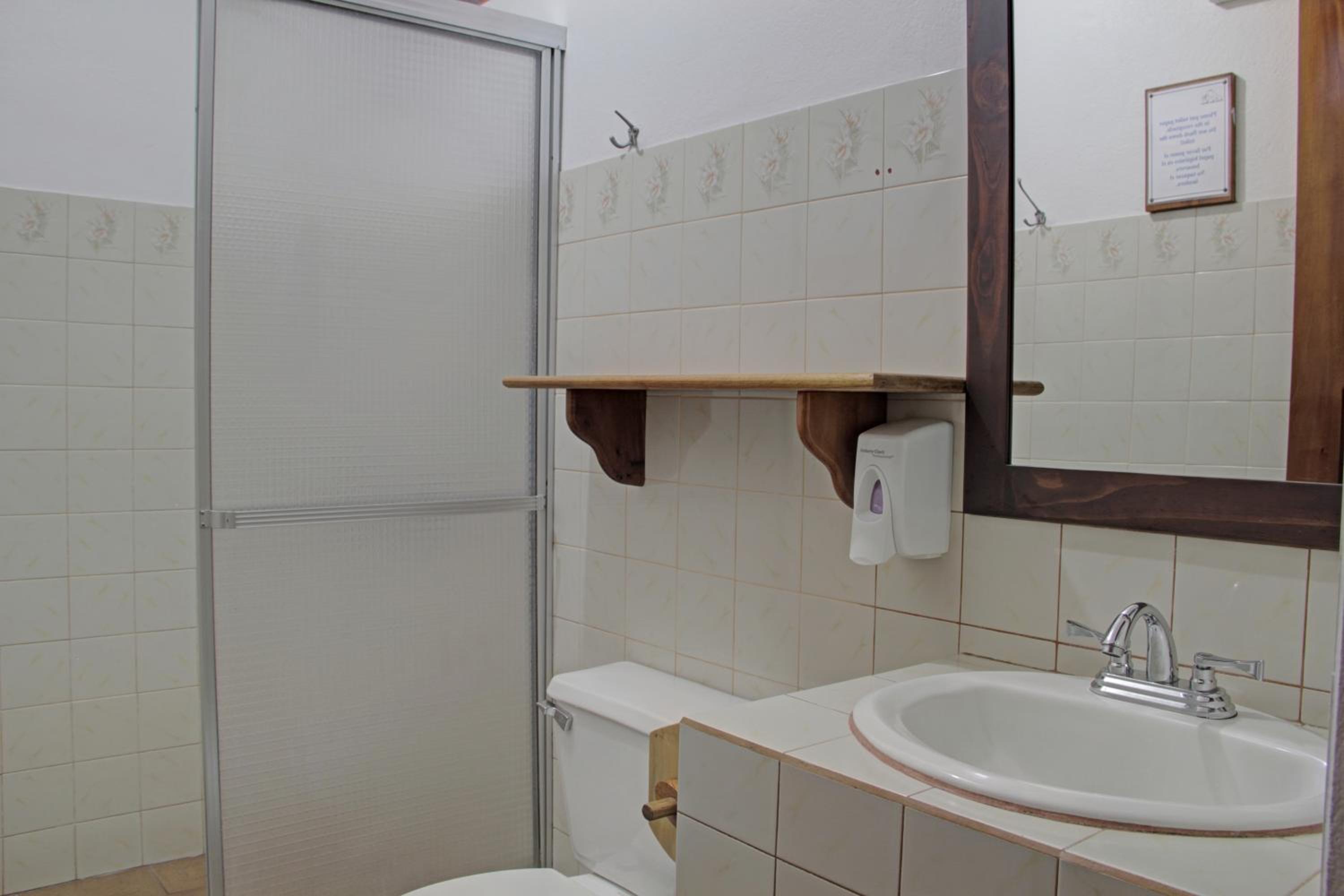 Standard Room - Photo 5
