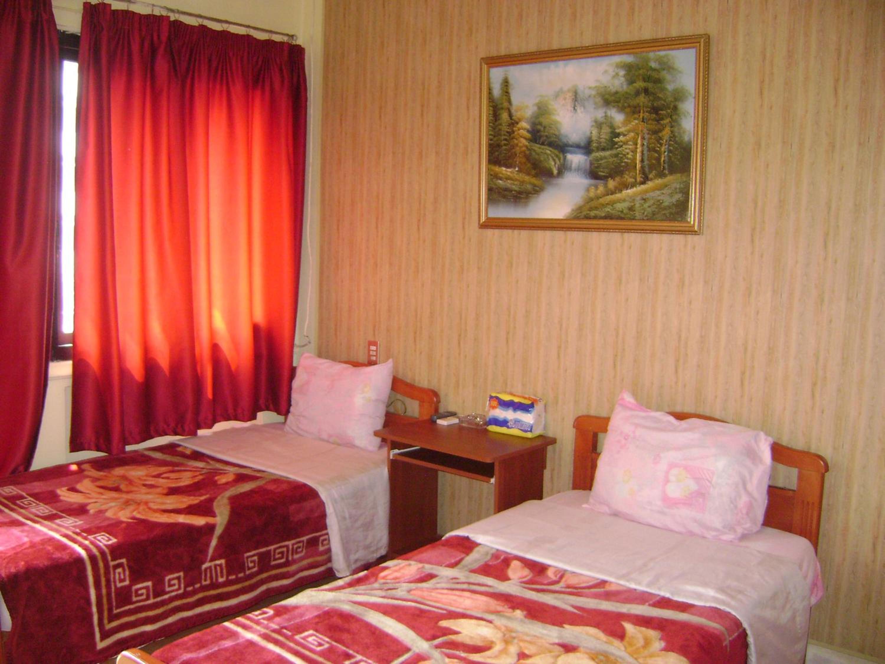 Standard Twin Room photo 2