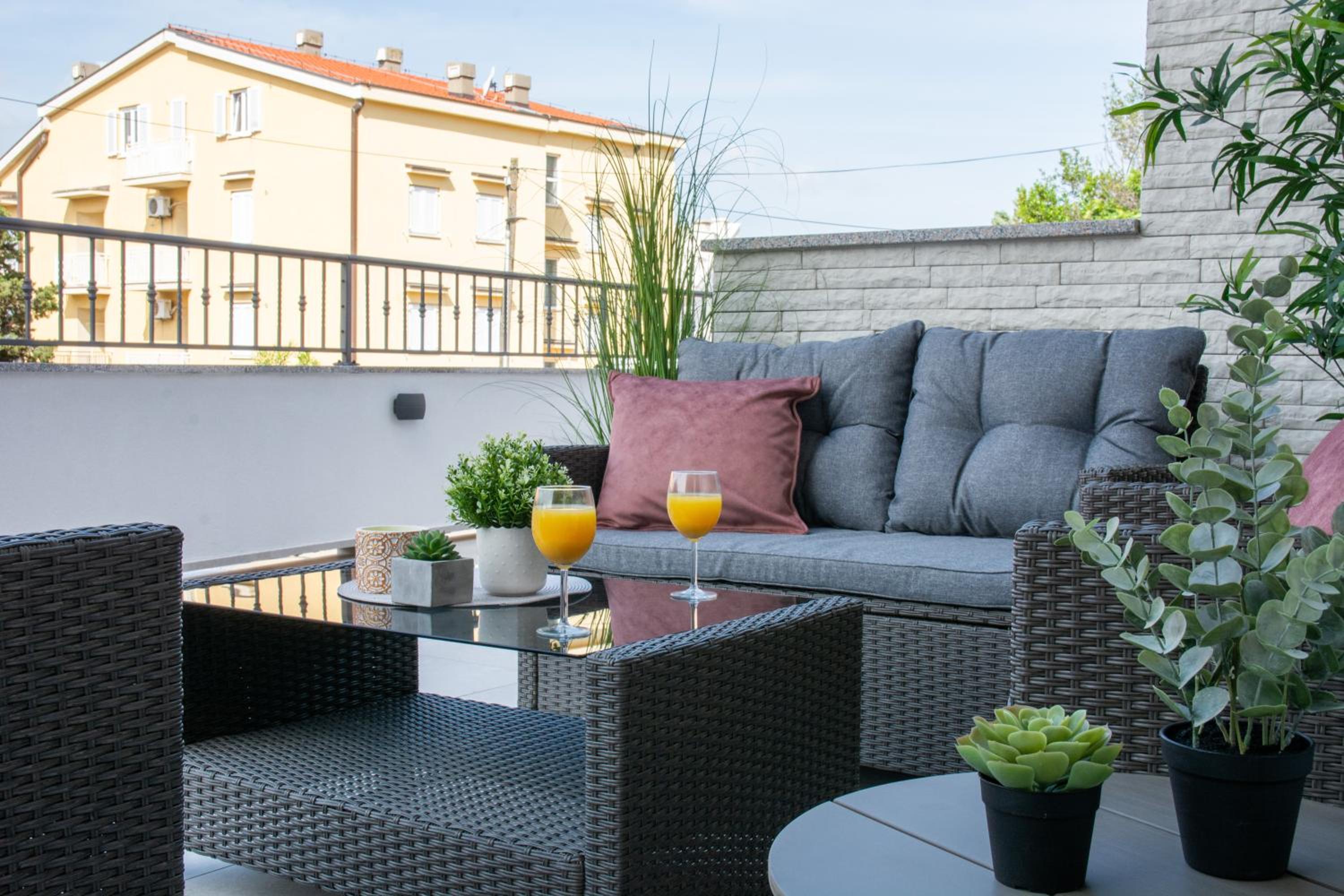 Studio with Terrace photo 3