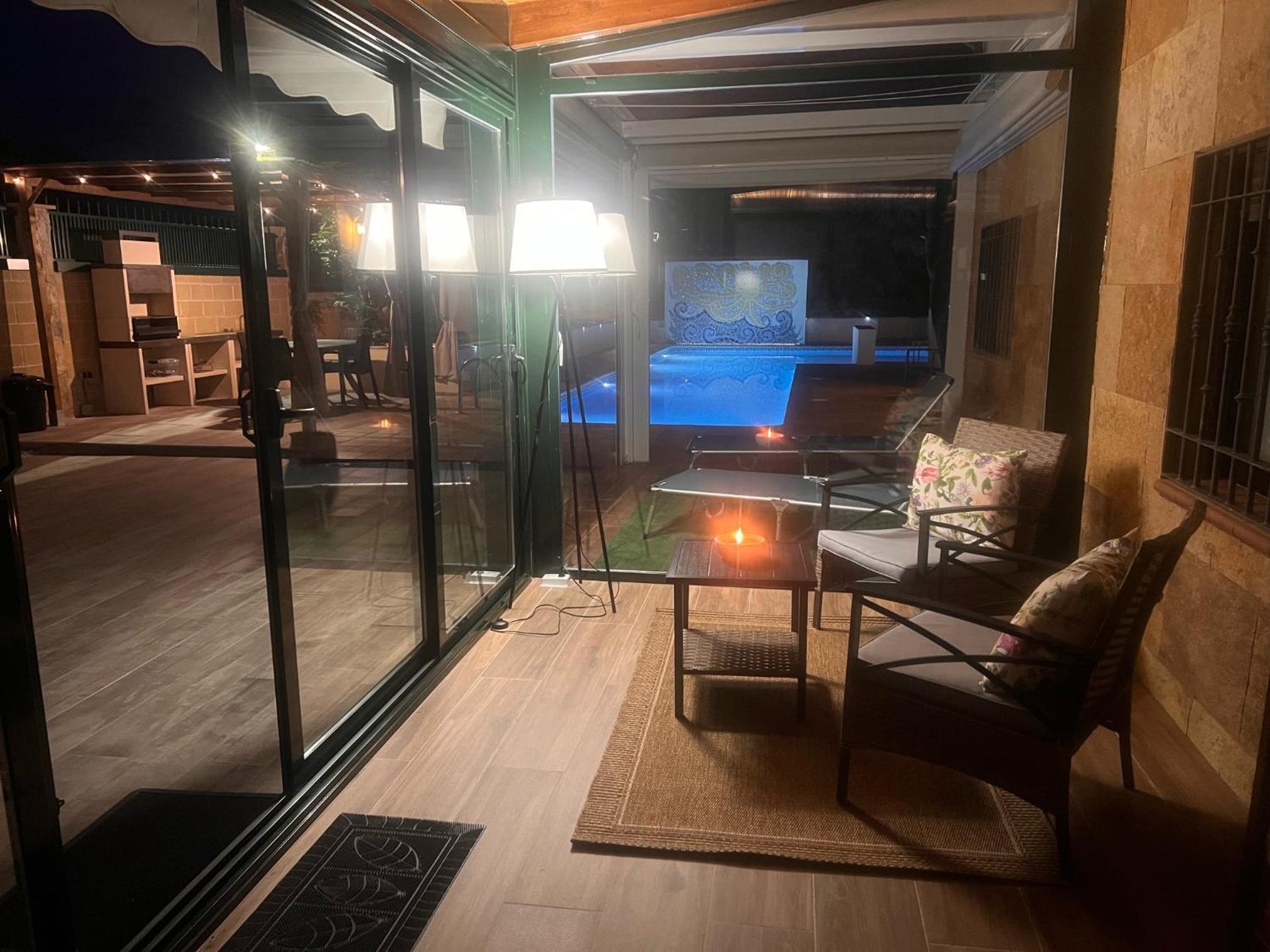 Deluxe Bungalow with Garden View photo 3