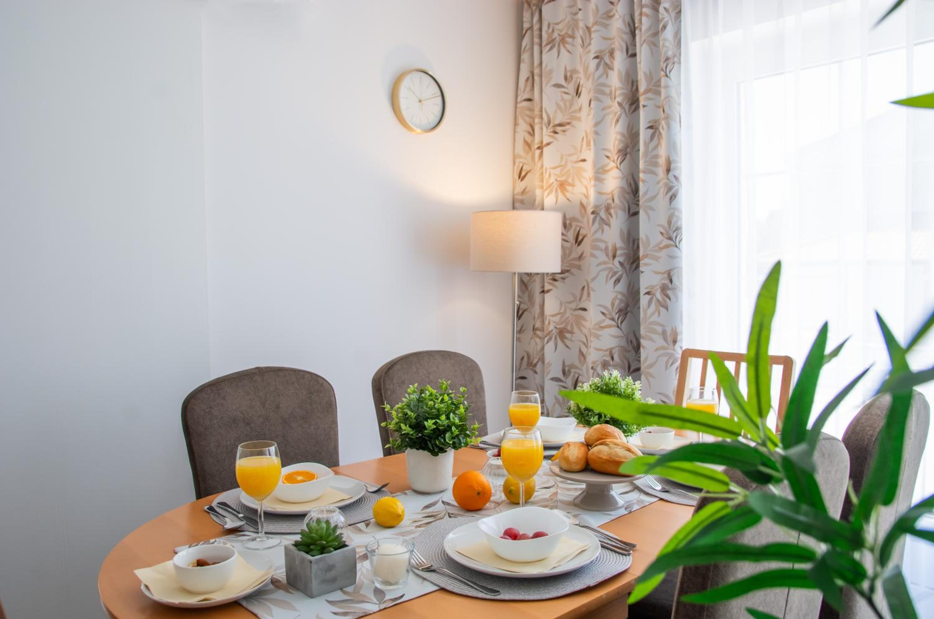 Two-Bedroom Apartment with Terrace photo 3
