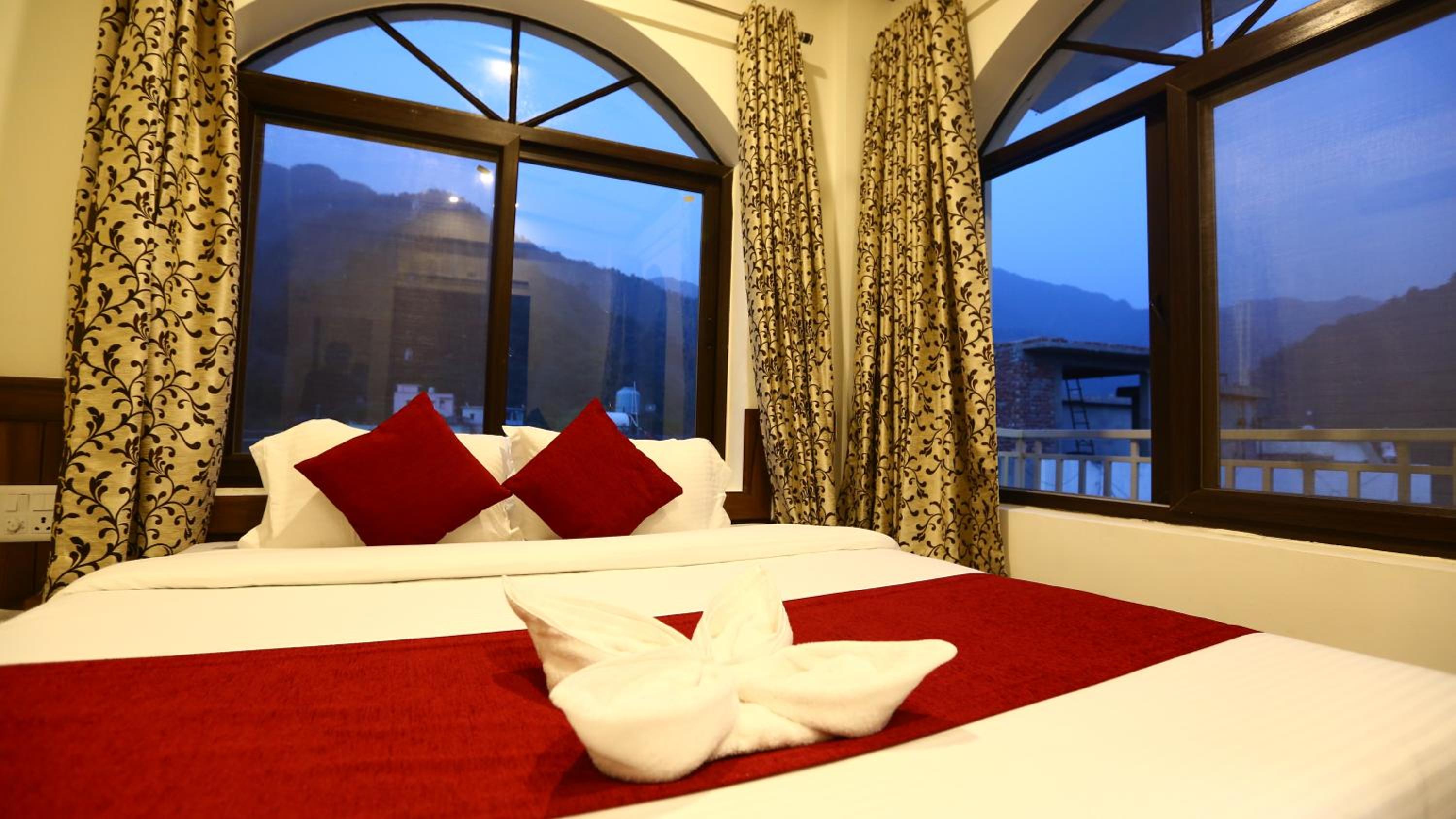Superior Double or Twin Room - Photo 4