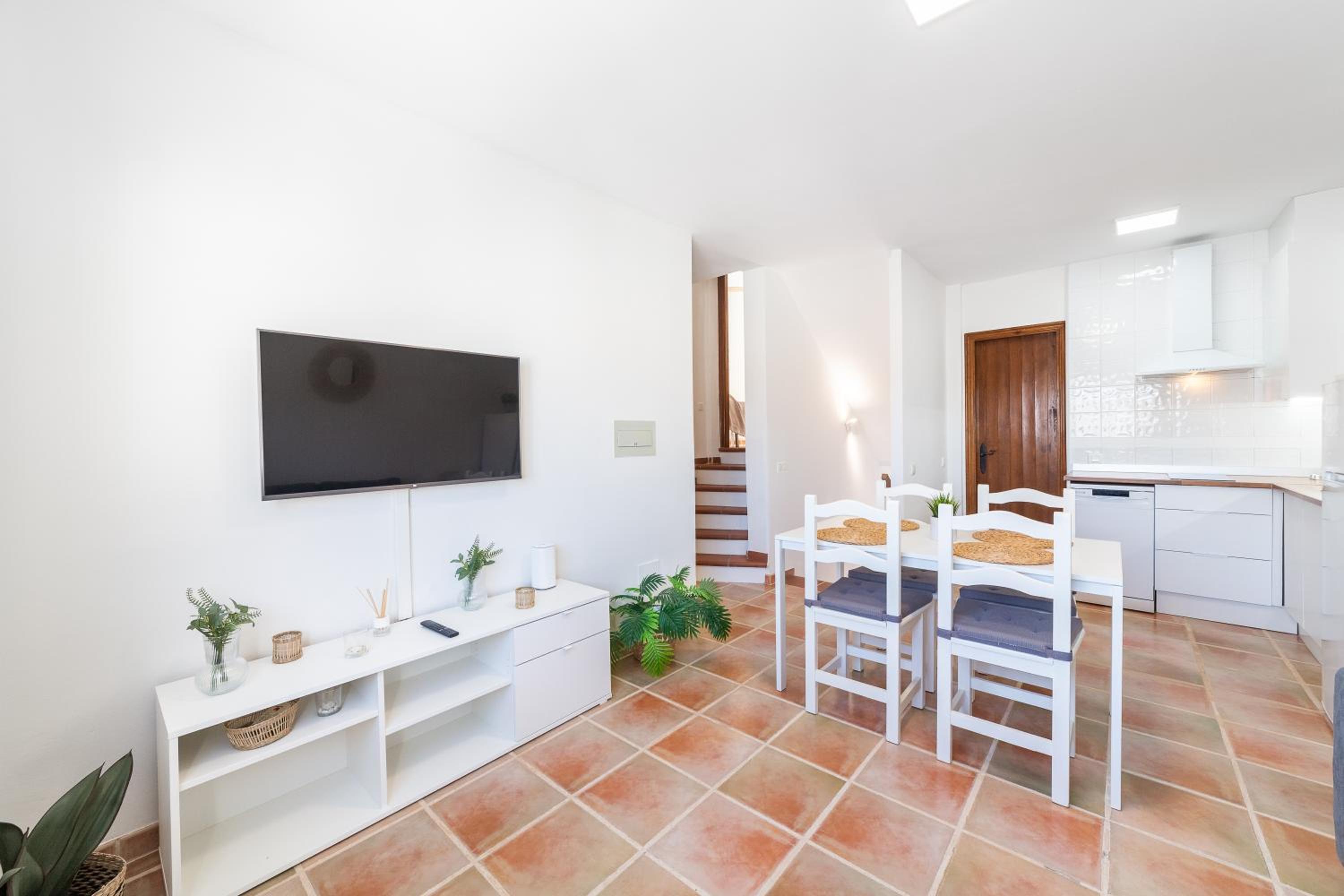 Two-Bedroom House photo 2