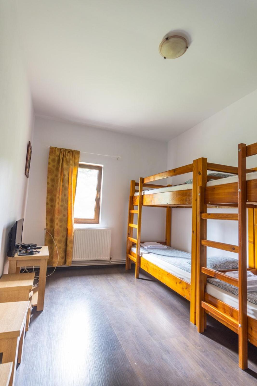 Quadruple Room photo 2