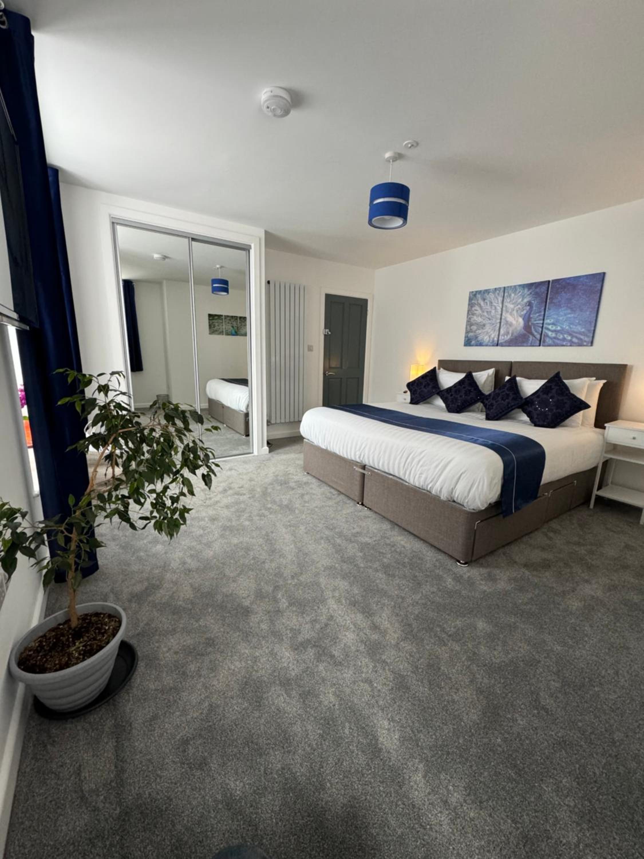 Two-Bedroom Deluxe Apartment photo 1
