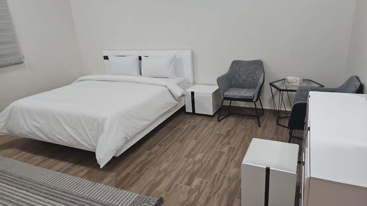 Two-Bedroom Standard Apartment photo 1