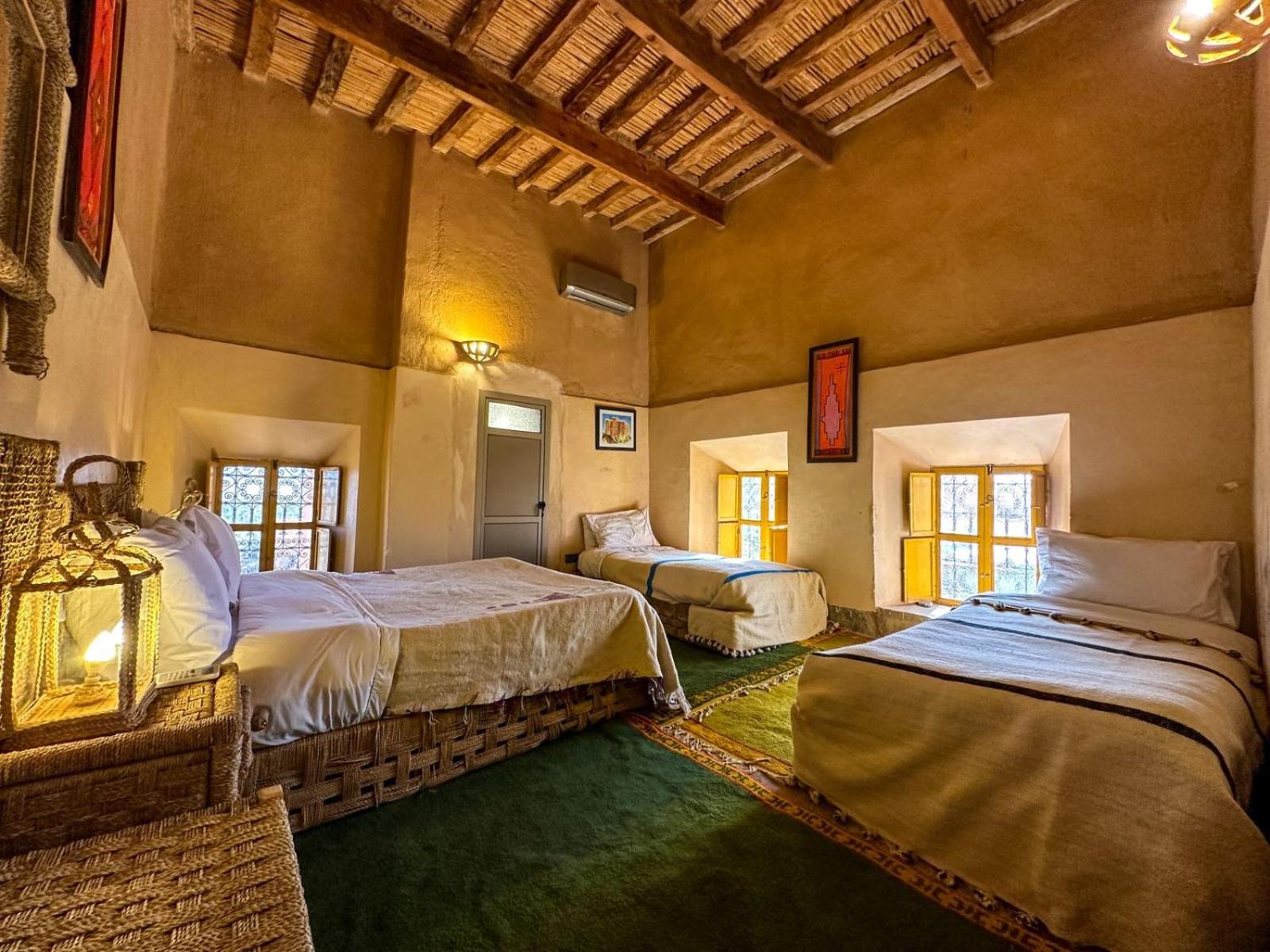 Triple Room with Private Bathroom photo 1