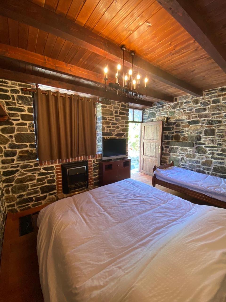 Deluxe Triple Room photo 3