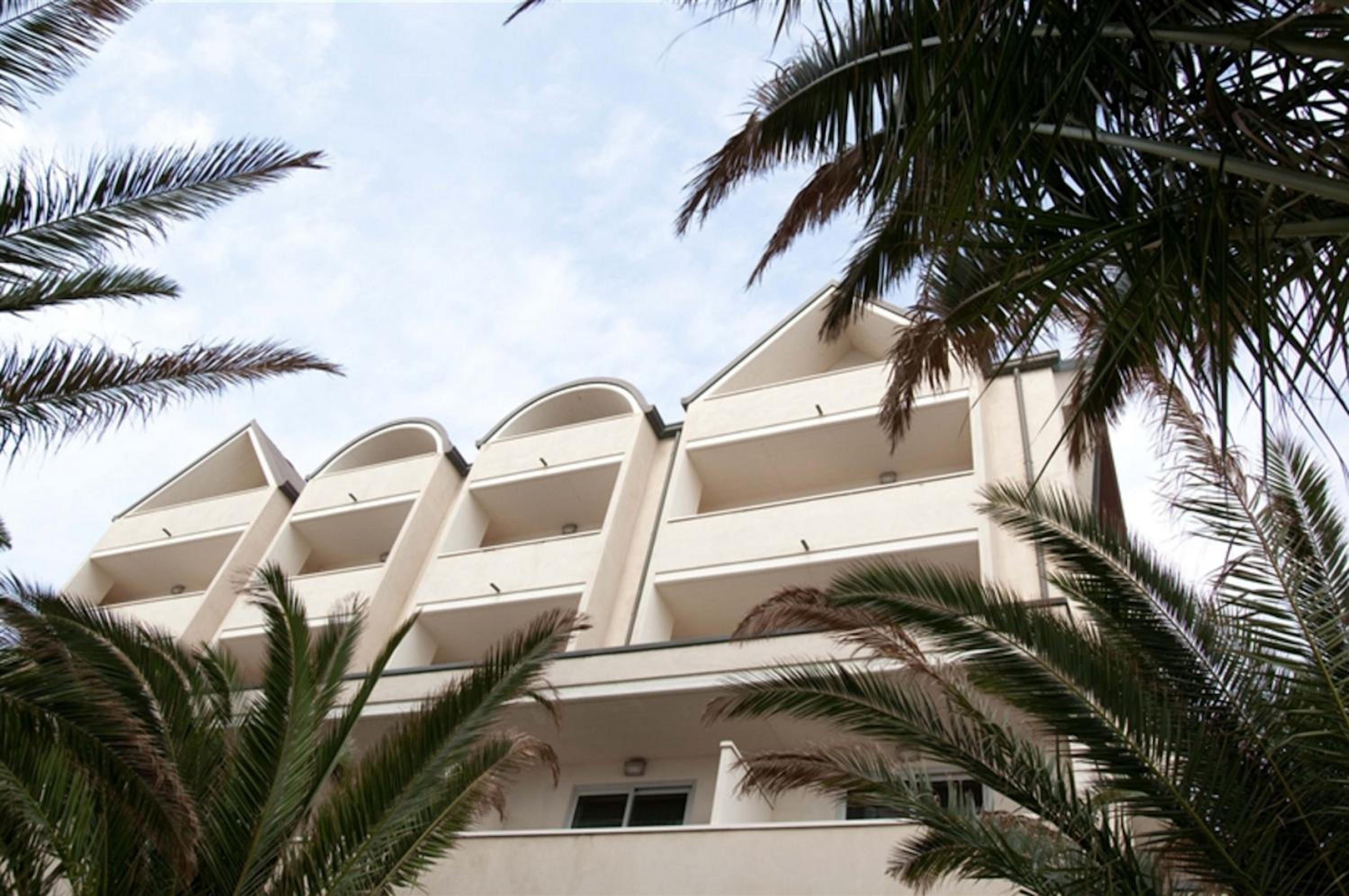 Standard Double or Twin Room with Balcony photo 2