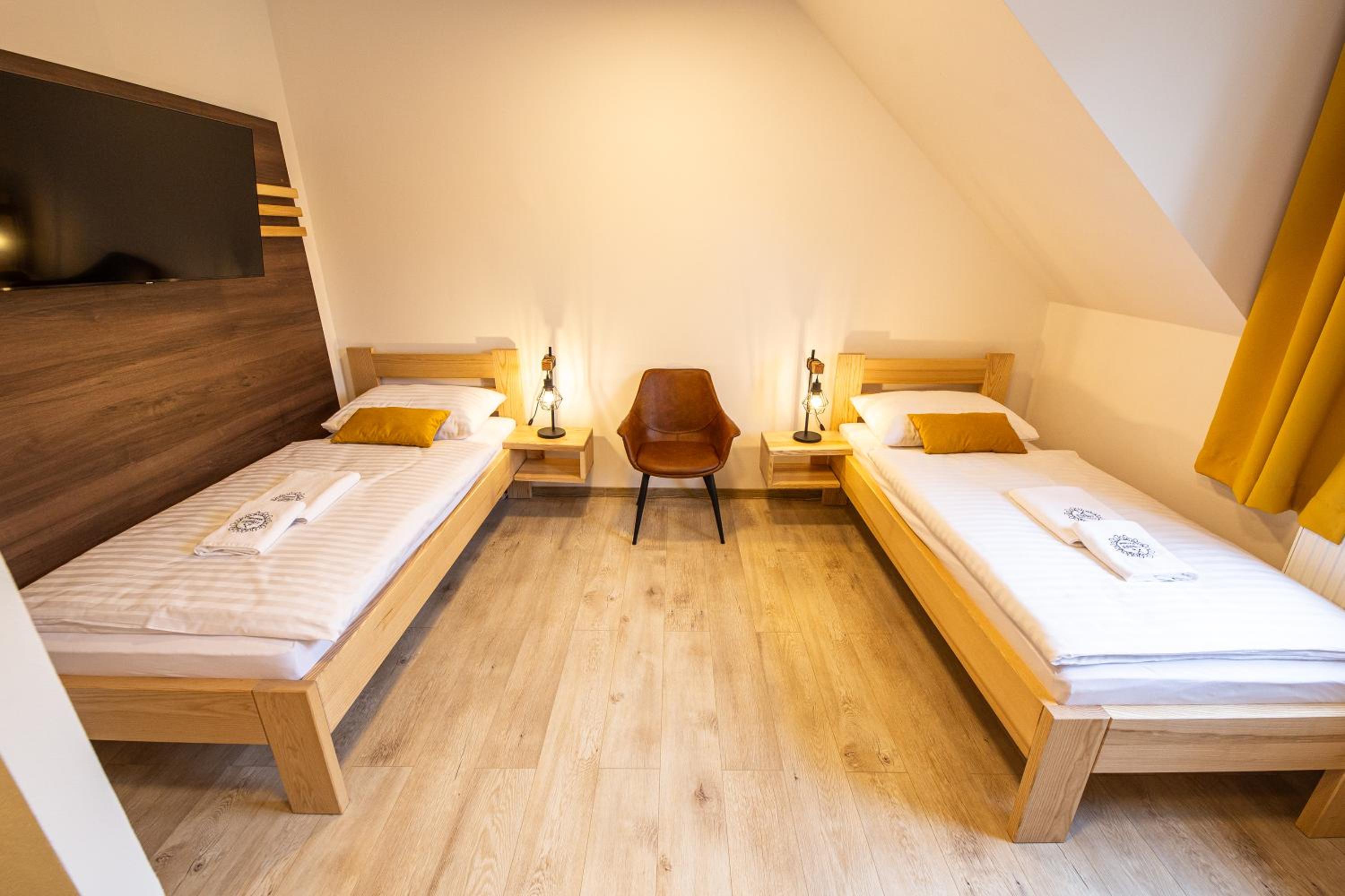 Double or Twin Room photo 3