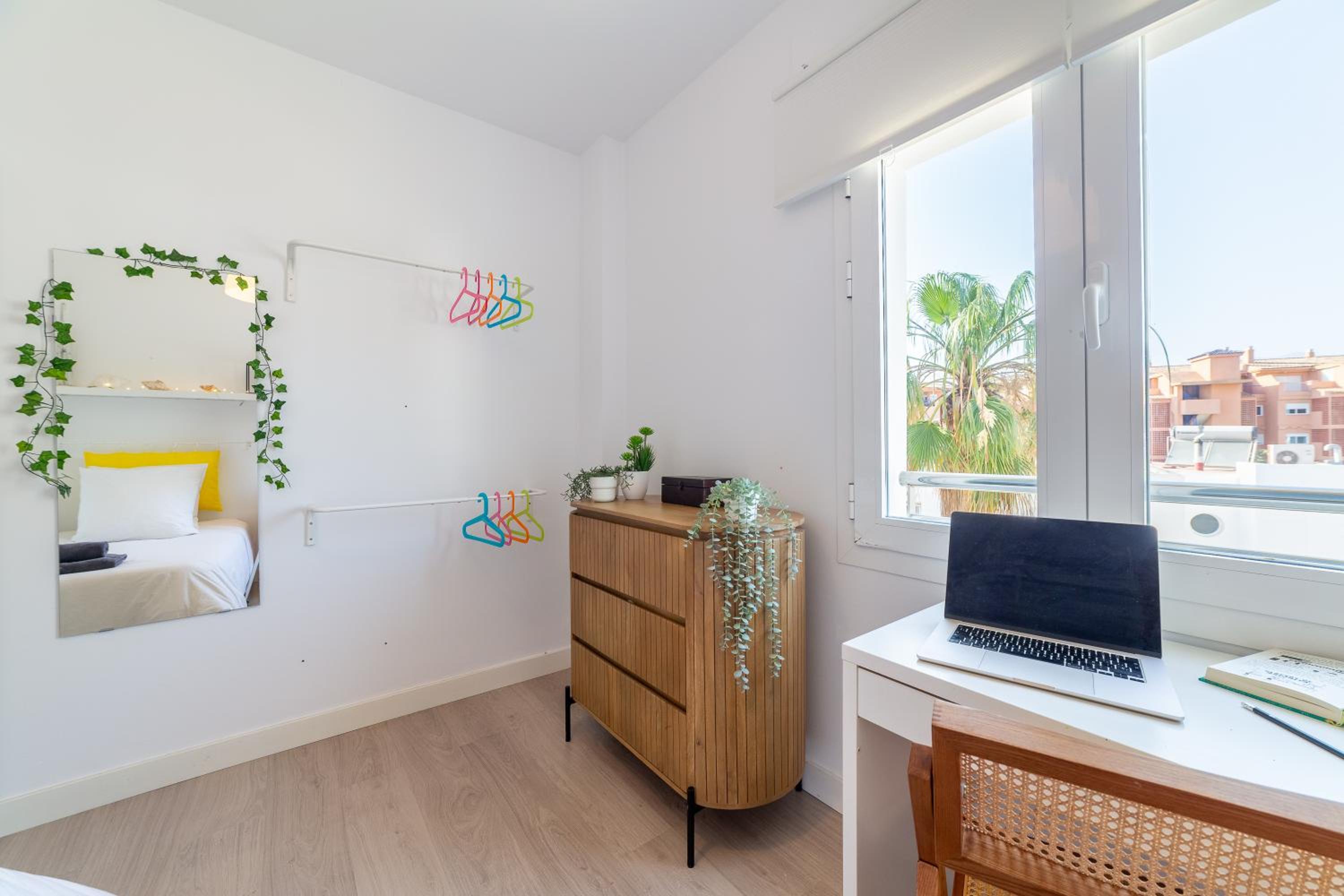 Apartamento de tres habitaciones - Piso alto