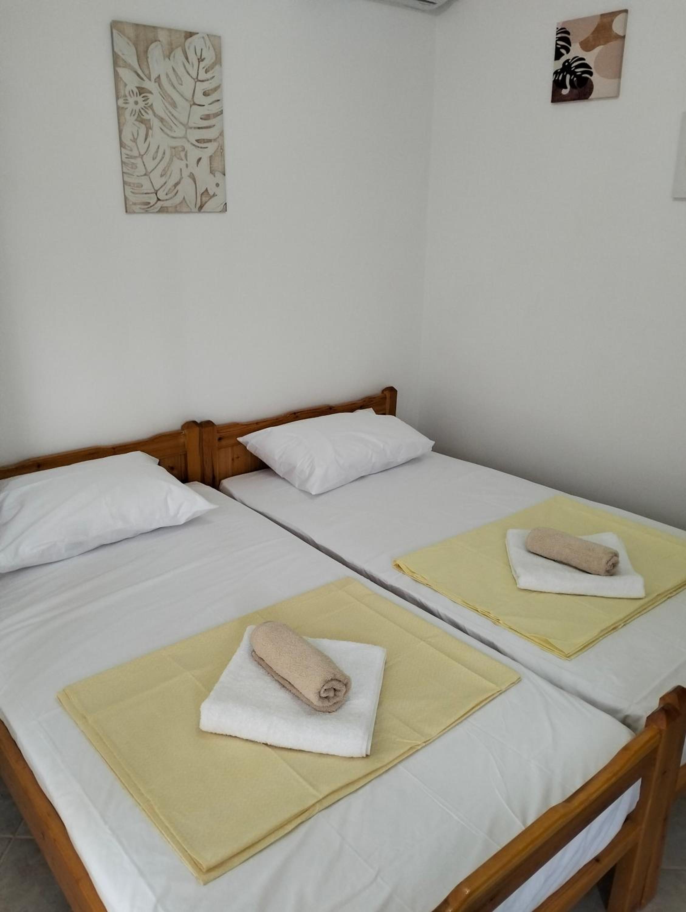 One-Bedroom Apartment with Balcony photo 1
