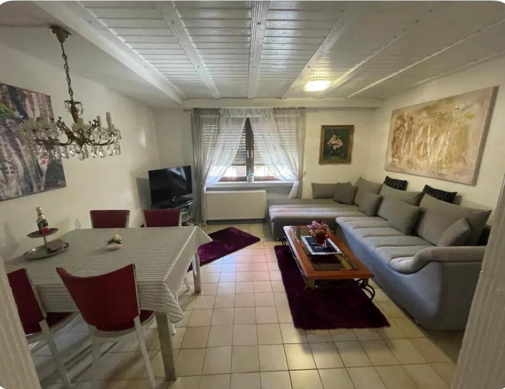 Apartment - Ground Floor photo 2