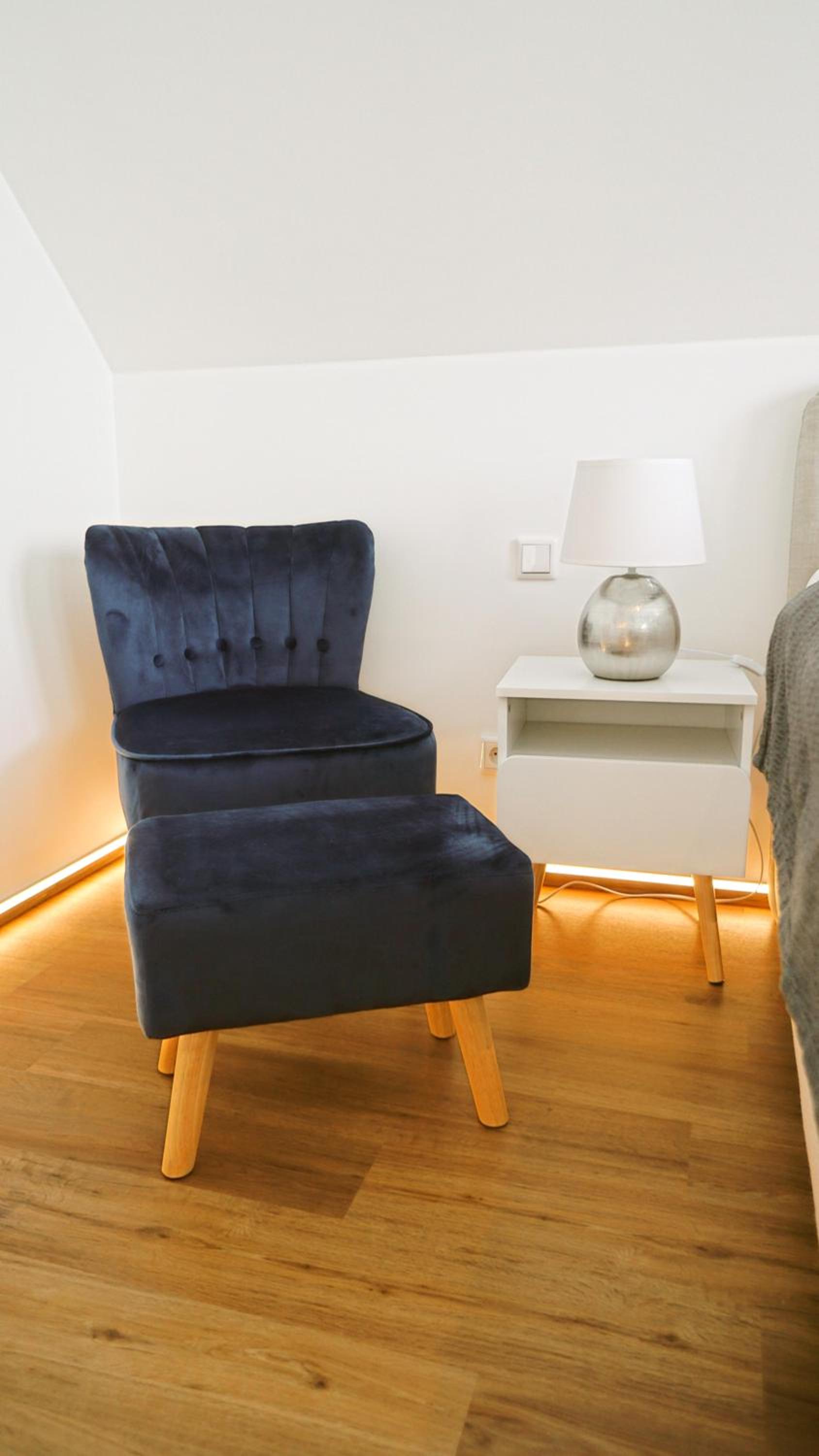 One-Bedroom Apartment with Balcony and City View photo 1