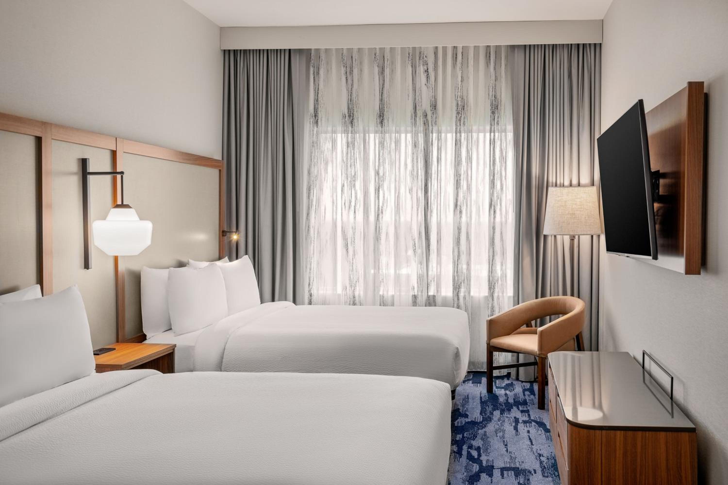 Standard Queen Room with Two Queen Beds  - Photo 1