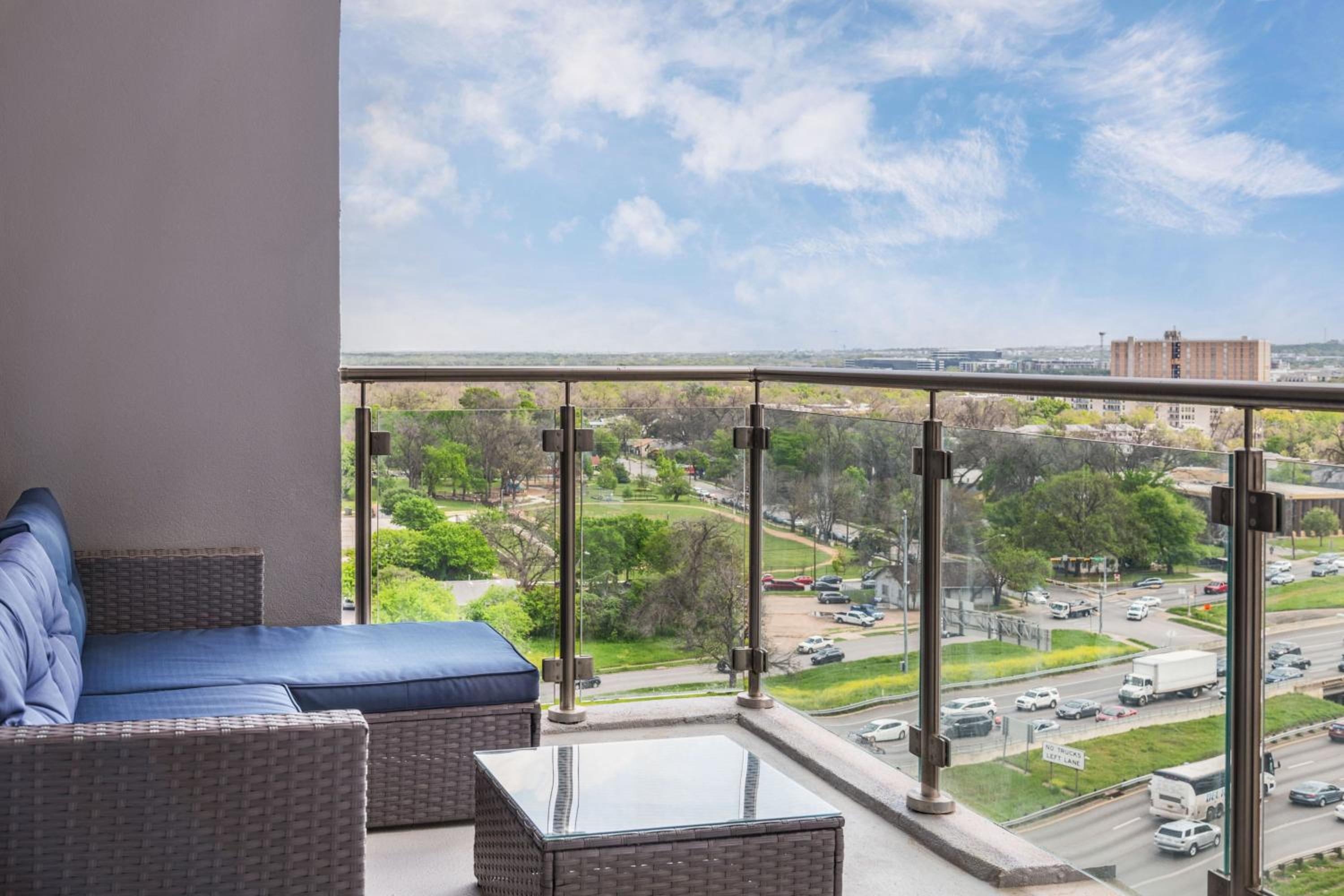 Standard Queen Room with Two Queen Beds, Balcony - Photo 1