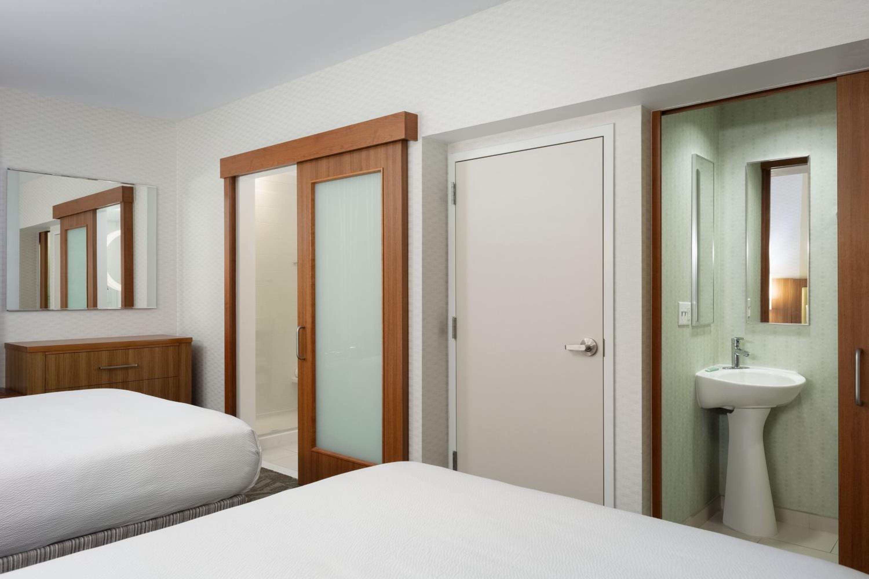 Suite with Two Queen Beds - Hearing Accessible