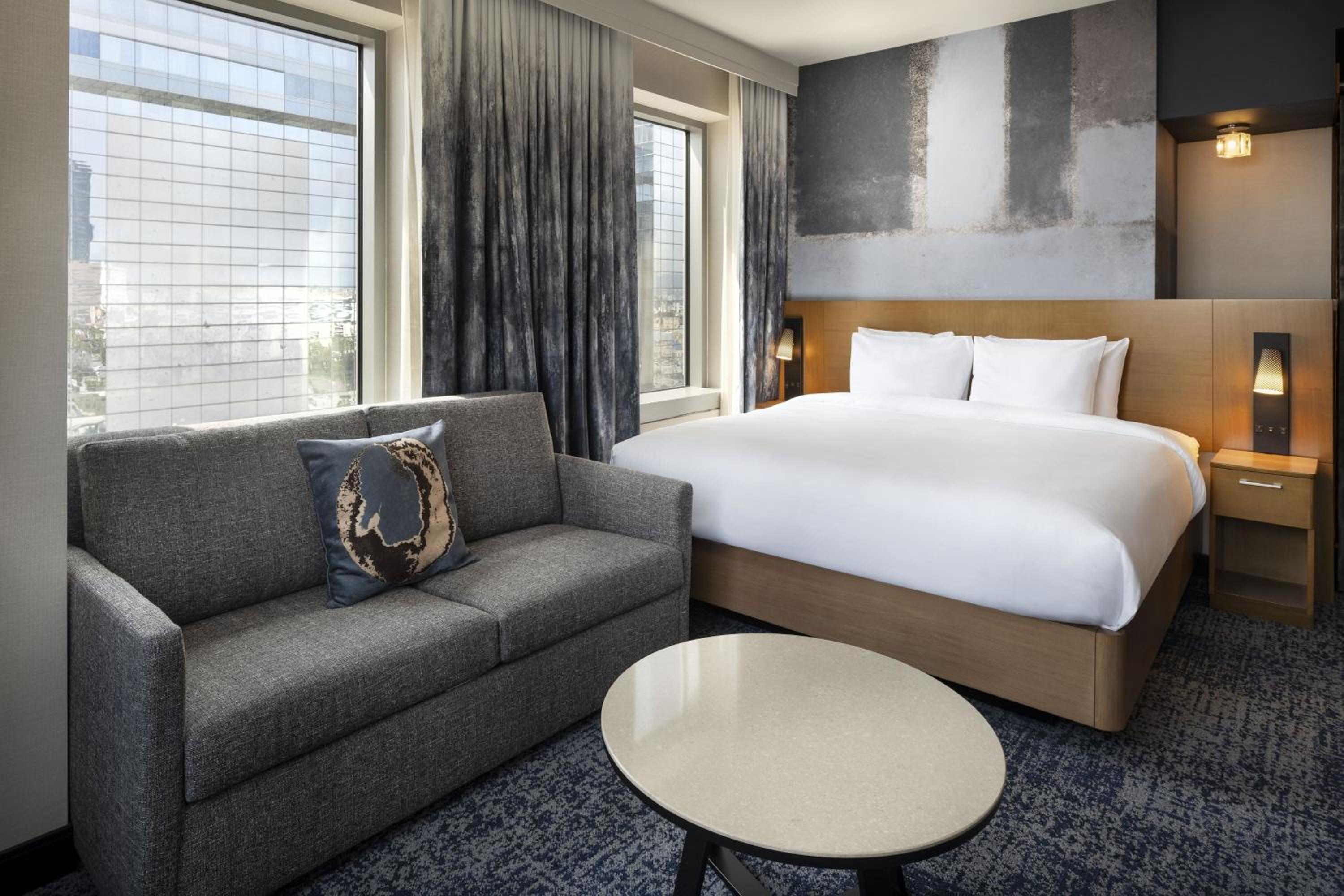 Corner King Room with Sofa Bed