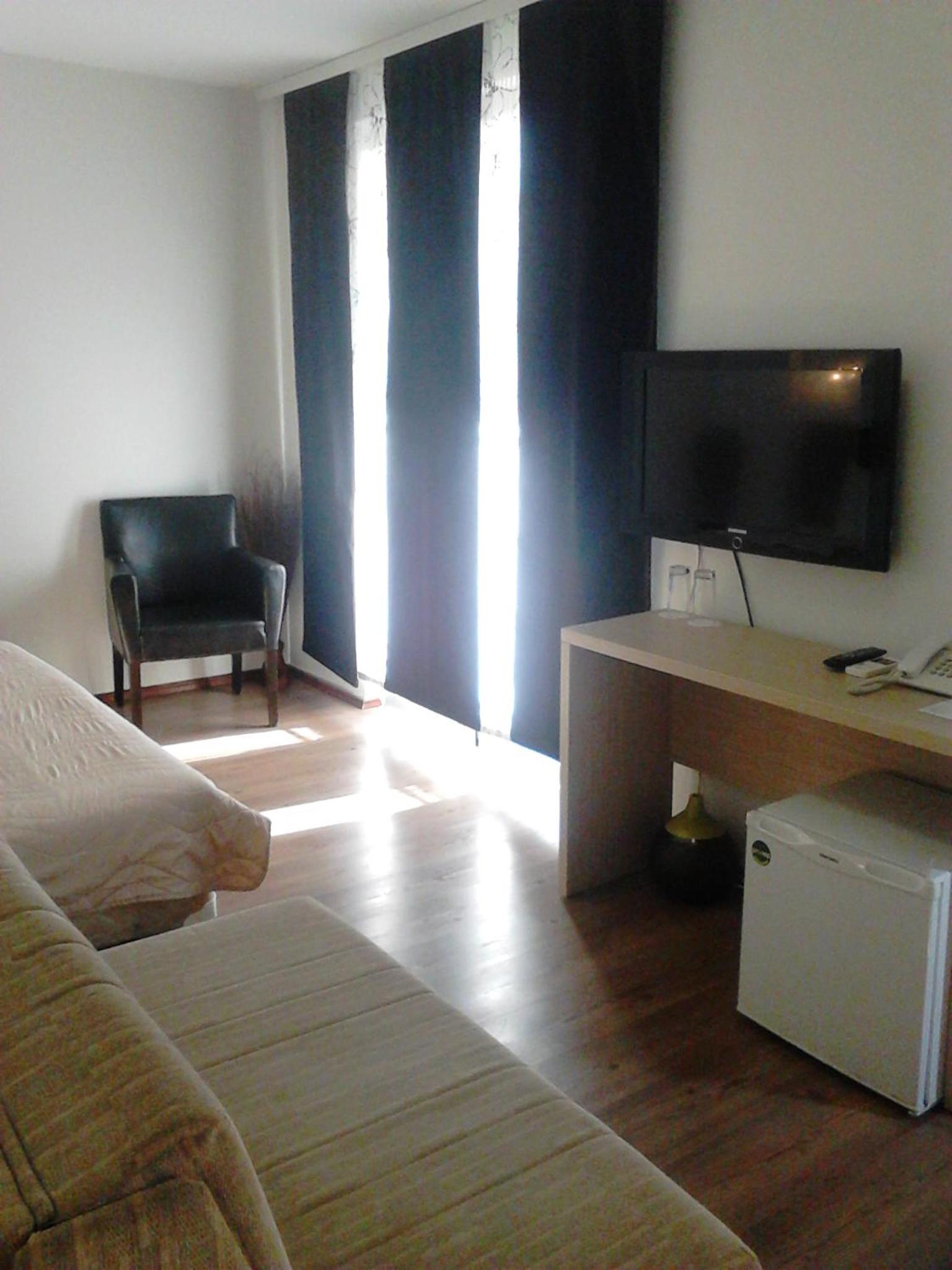 Quadruple Room - Photo 16