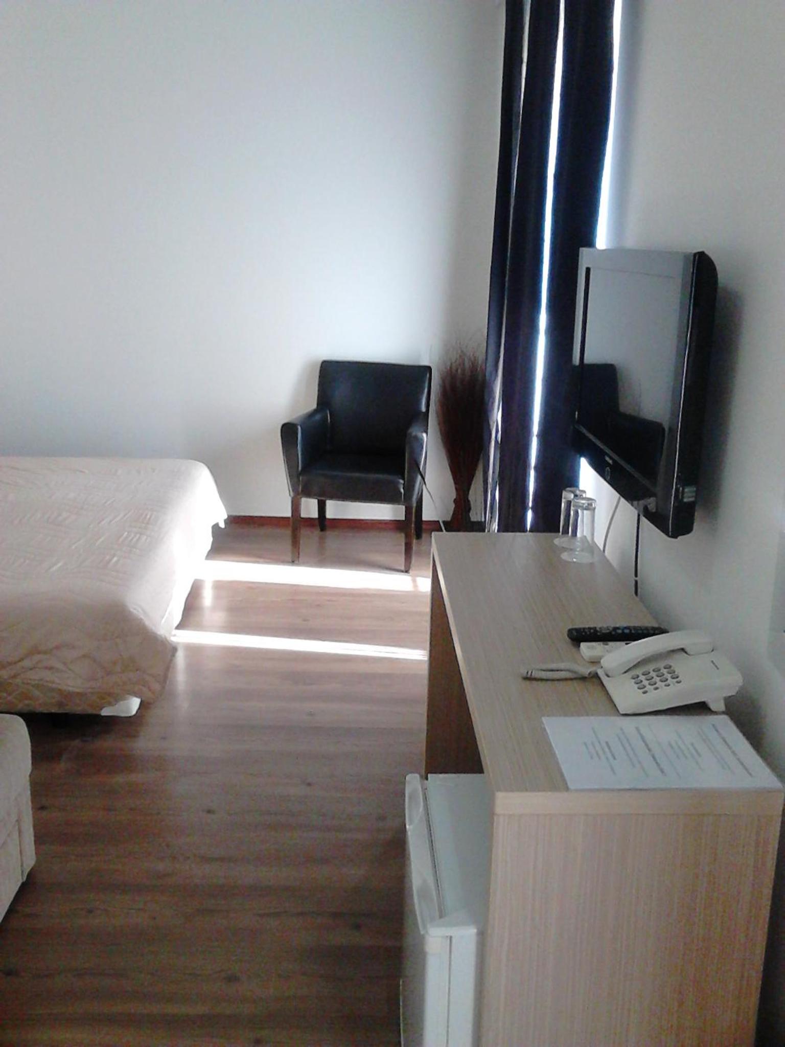 Quadruple Room - Photo 19