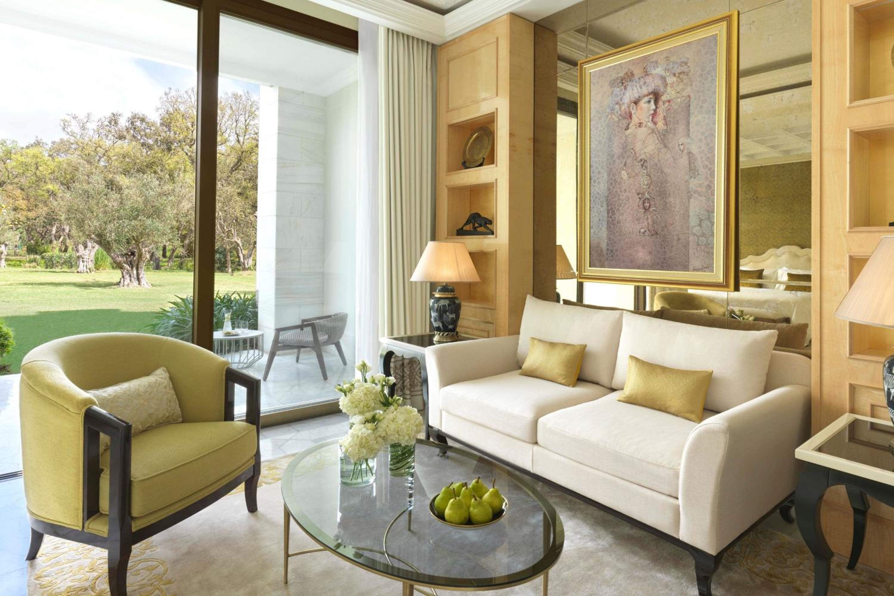 Deluxe King Room with Garden View and Terrace - Photo 3