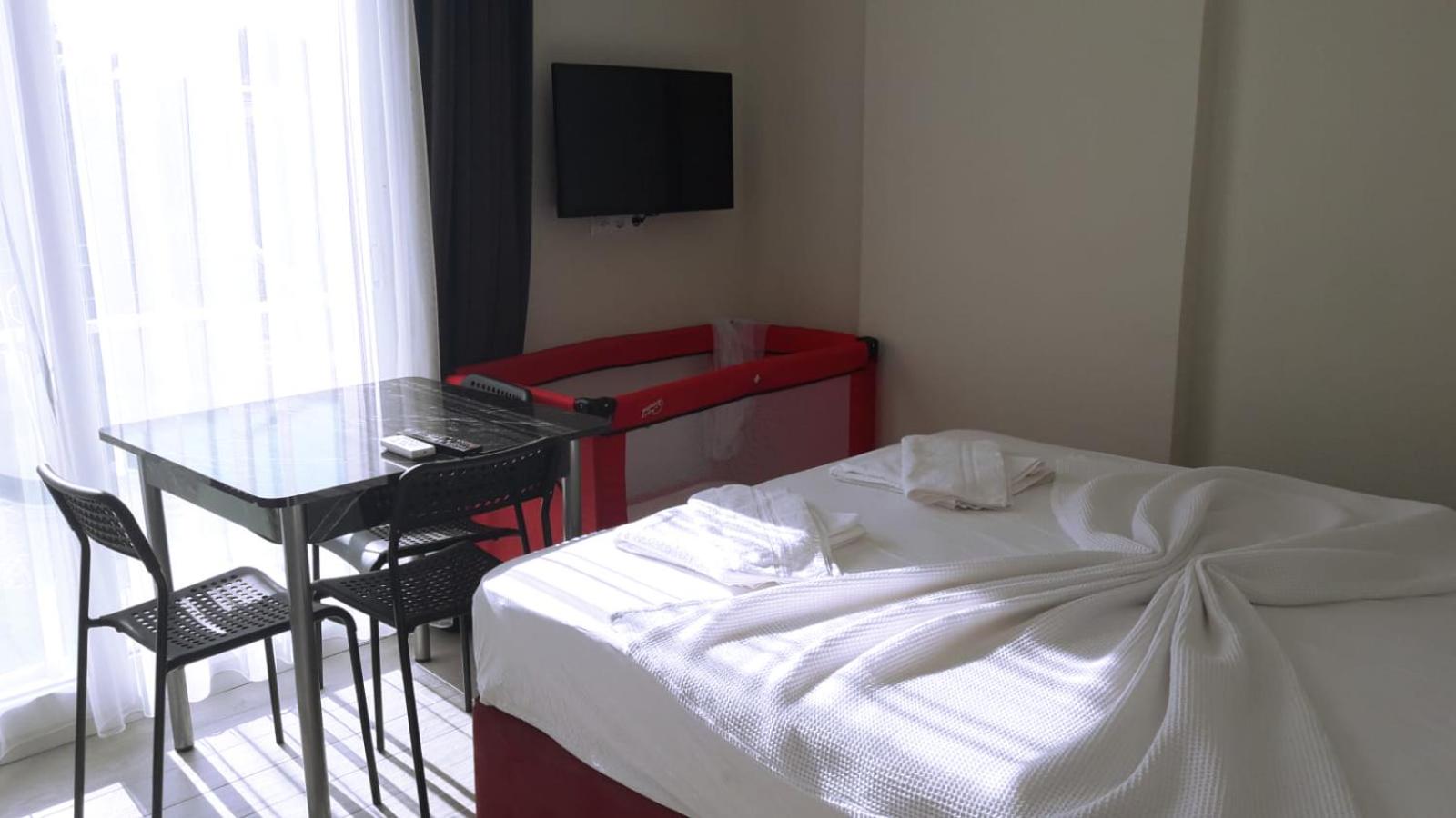 Budget Double Room photo 2