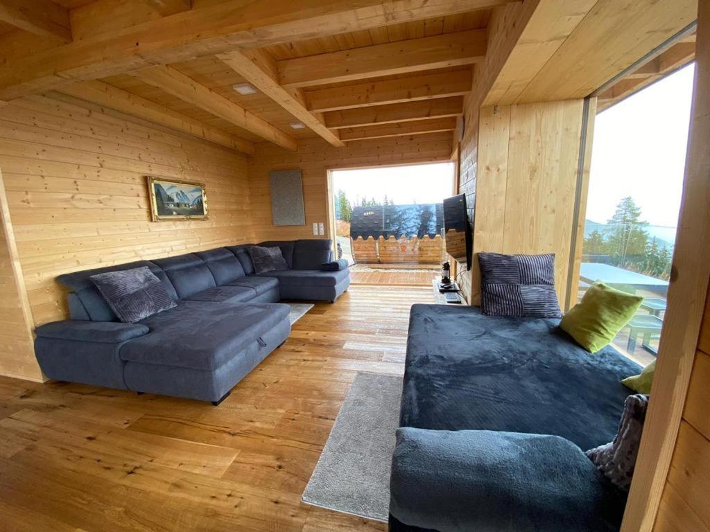 Three-Bedroom Chalet photo 1