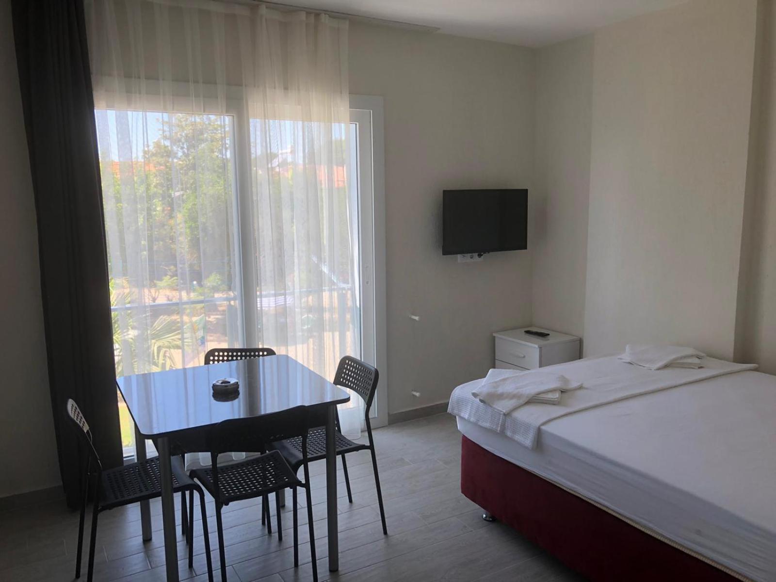 Budget Double Room photo 3