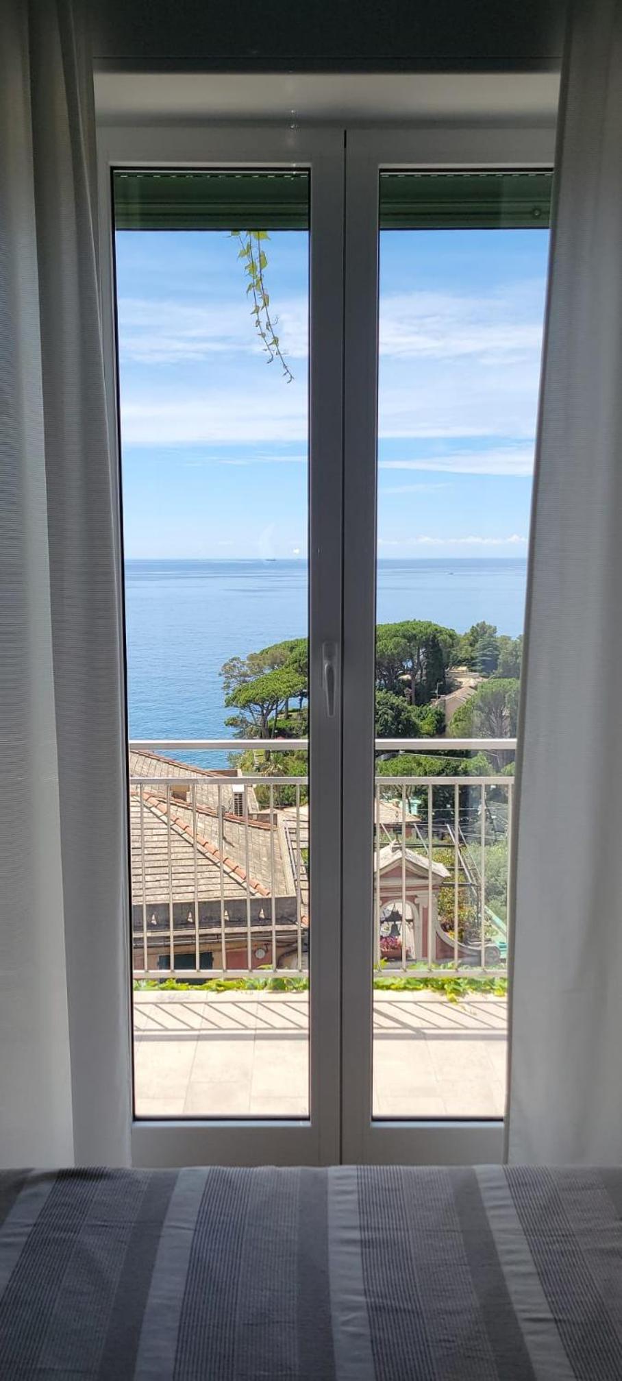 Deluxe Double Room with Sea View photo 3