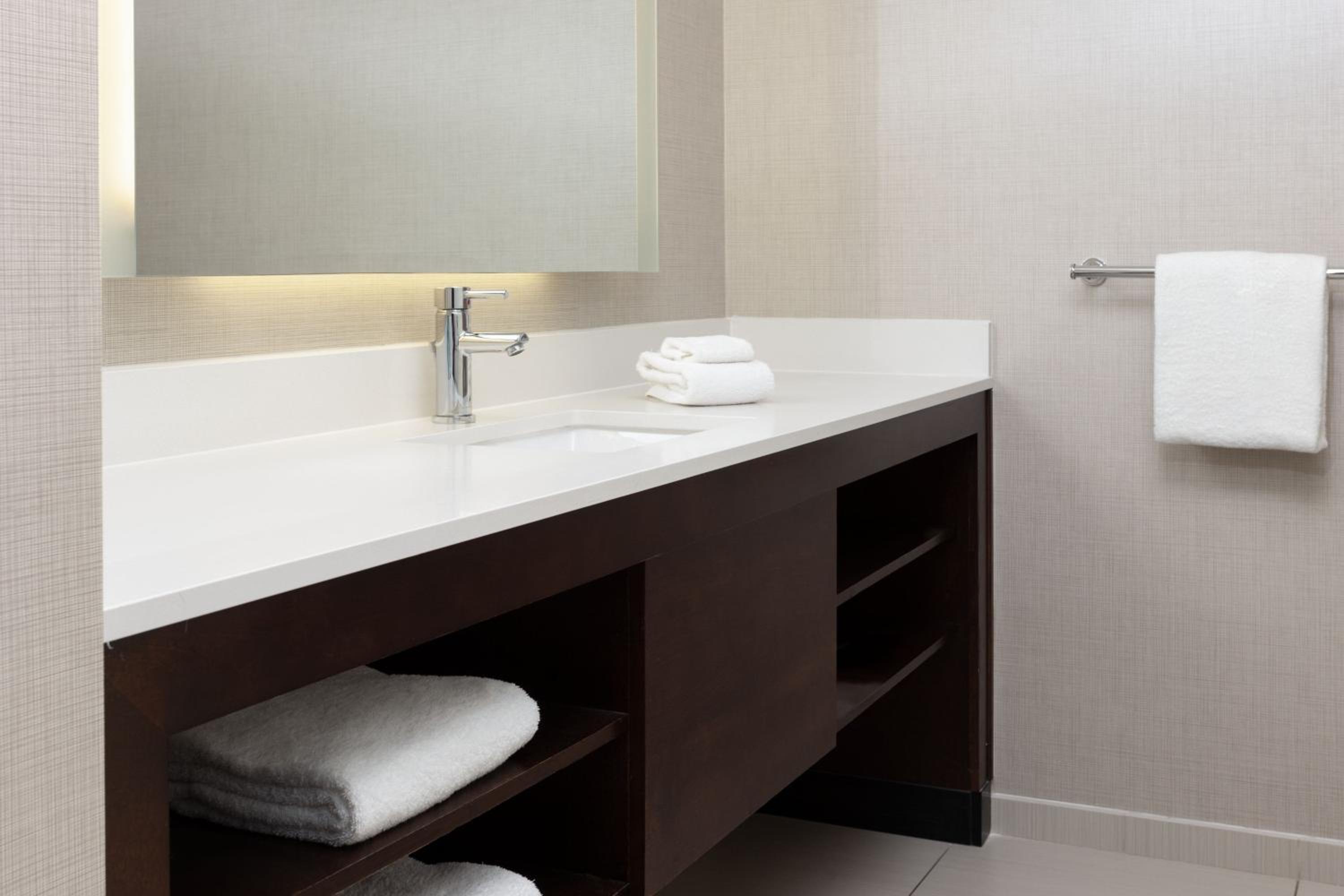One-Bedroom King Wellness with Sofa Bed