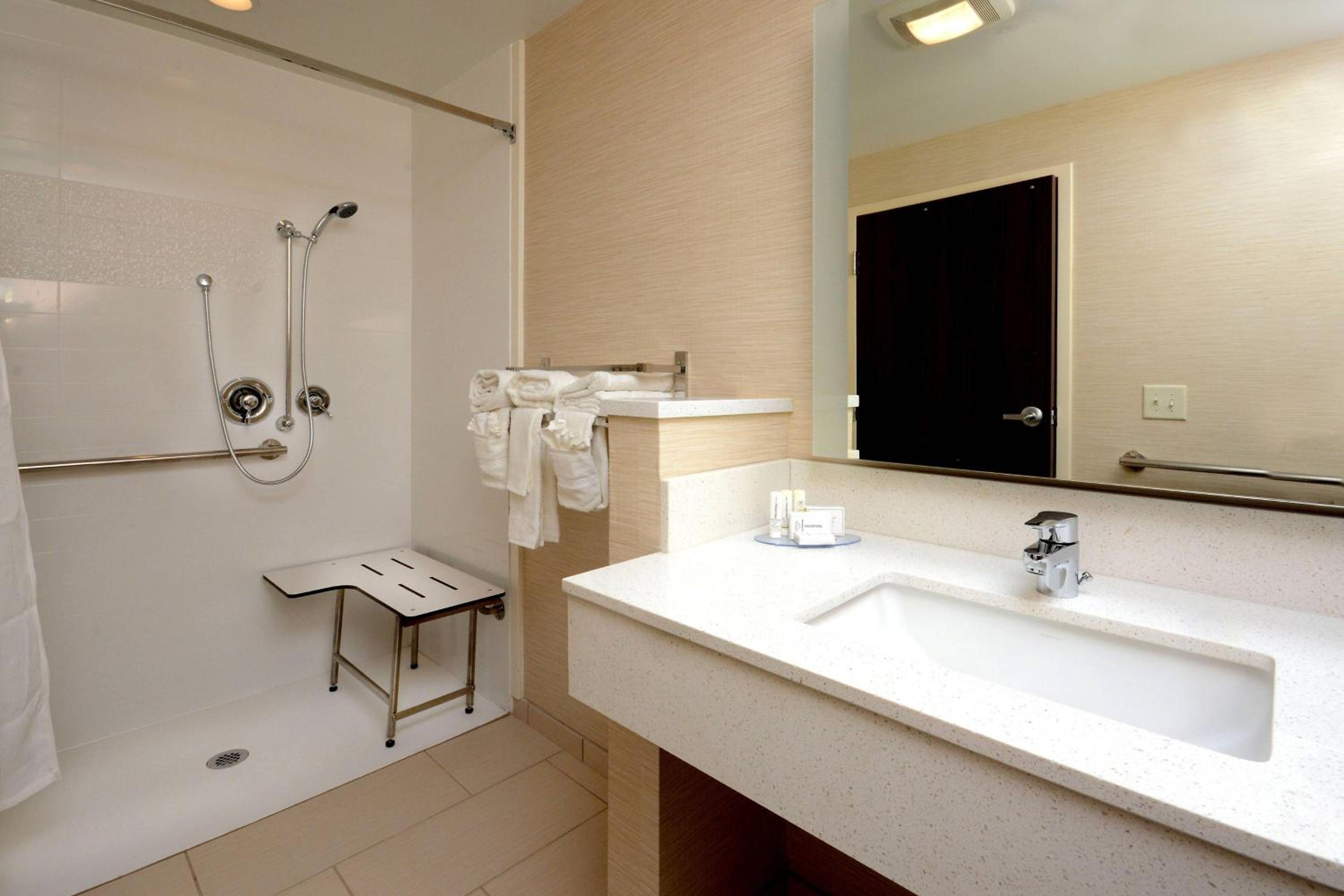 Fairfield Inn & Suites by Marriott Raleigh Capital Blvd./I-540, 写真 9