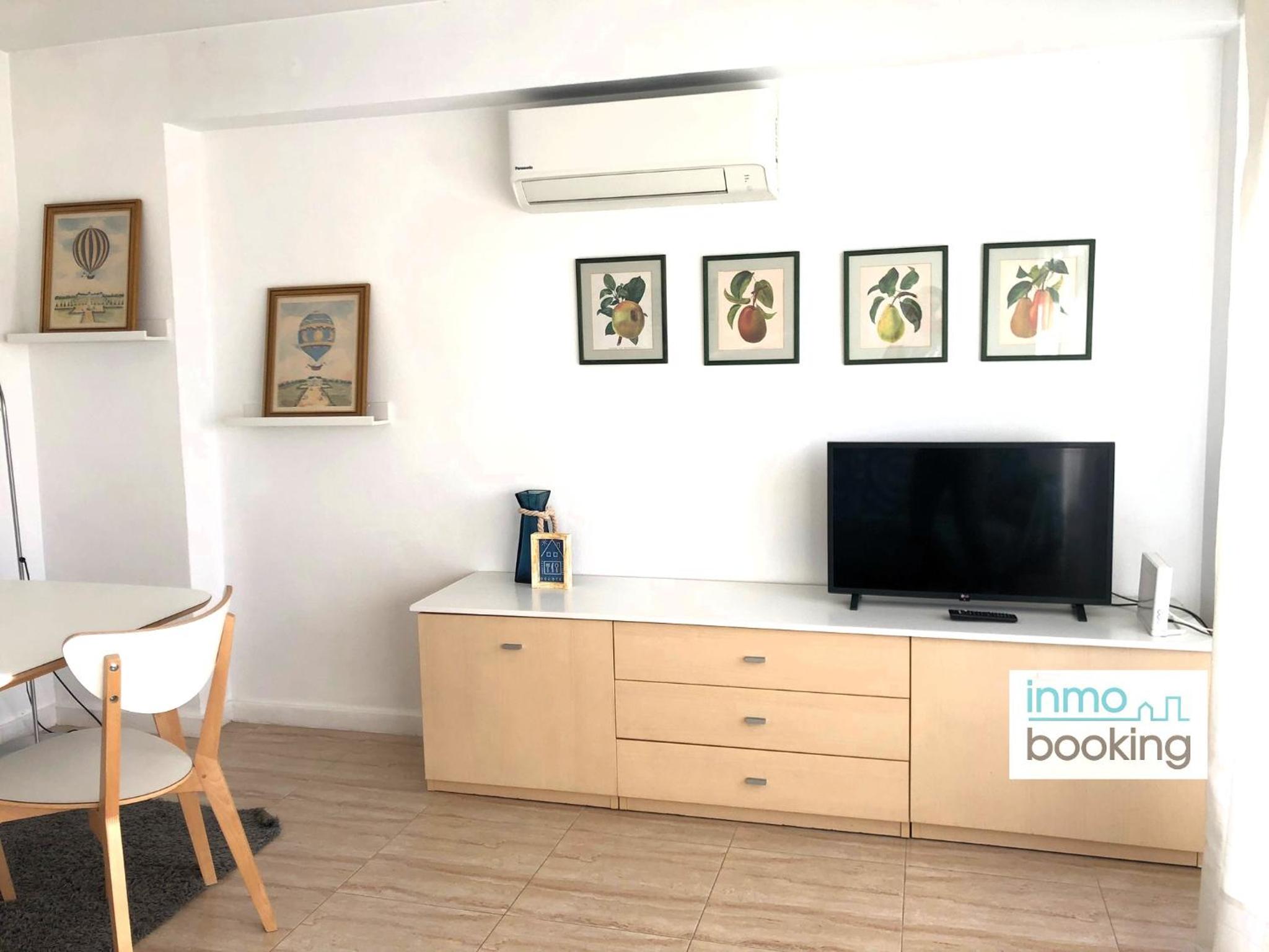 Apartamento de Dos Habitaciones con Terraza