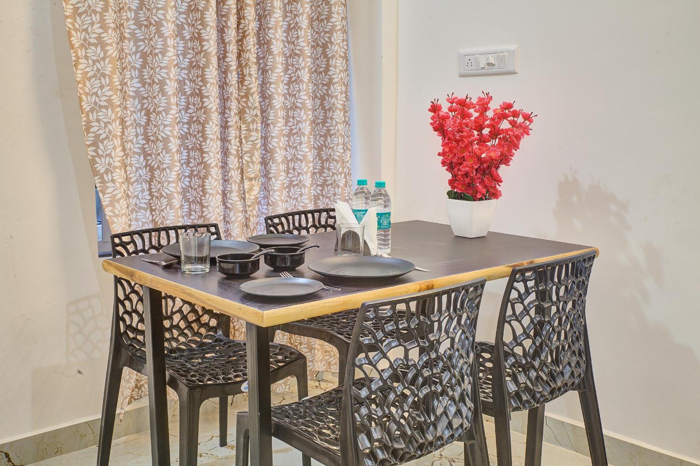 One-Bedroom Suite - Photo 22