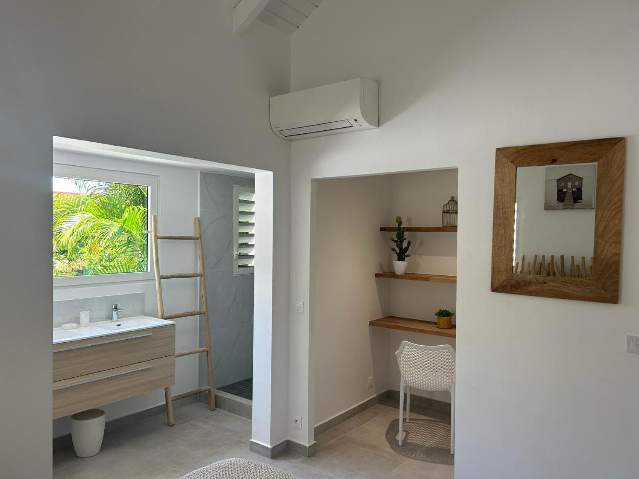 Villa with Private Pool photo 3