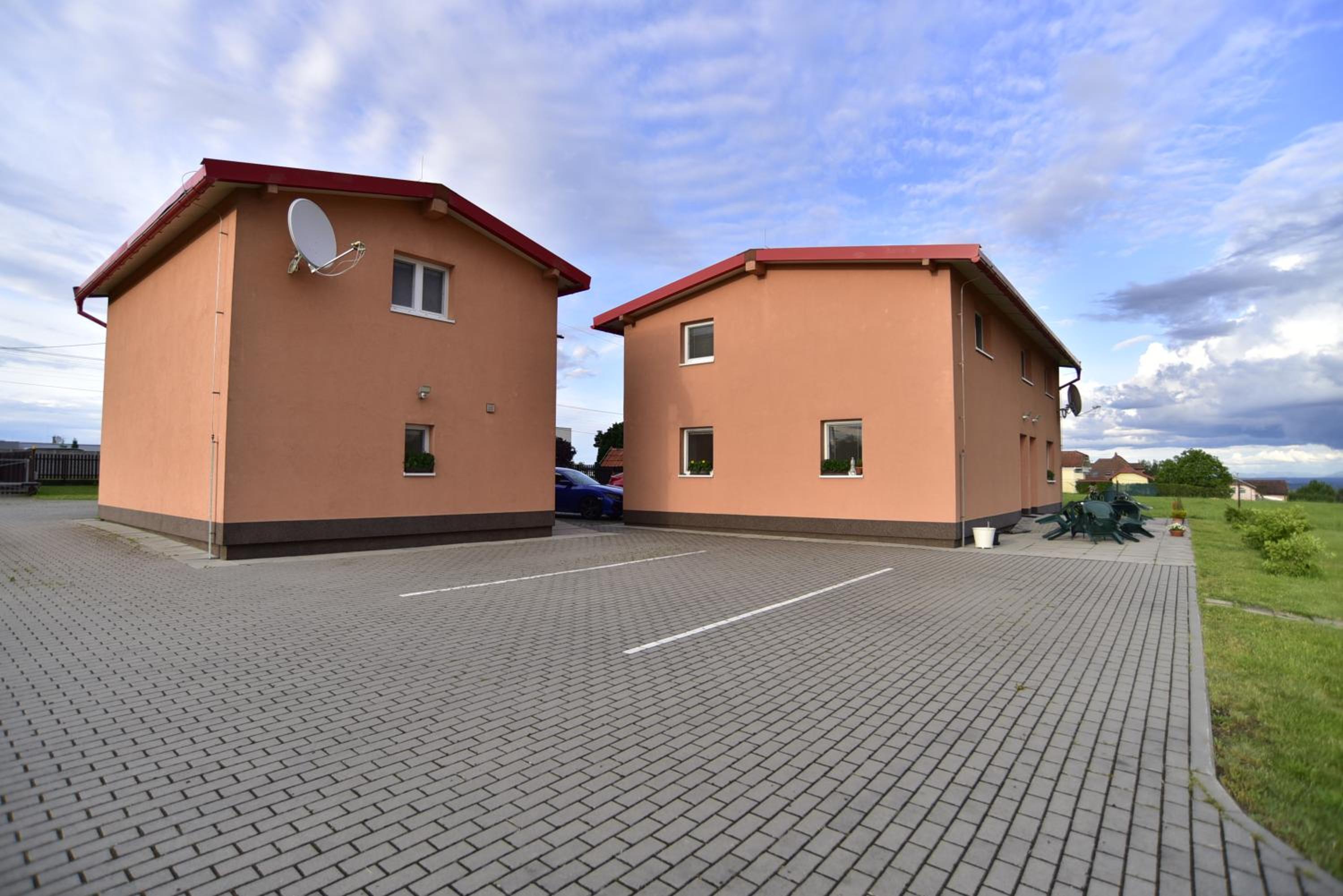 Three-Bedroom Apartment - Photo 15