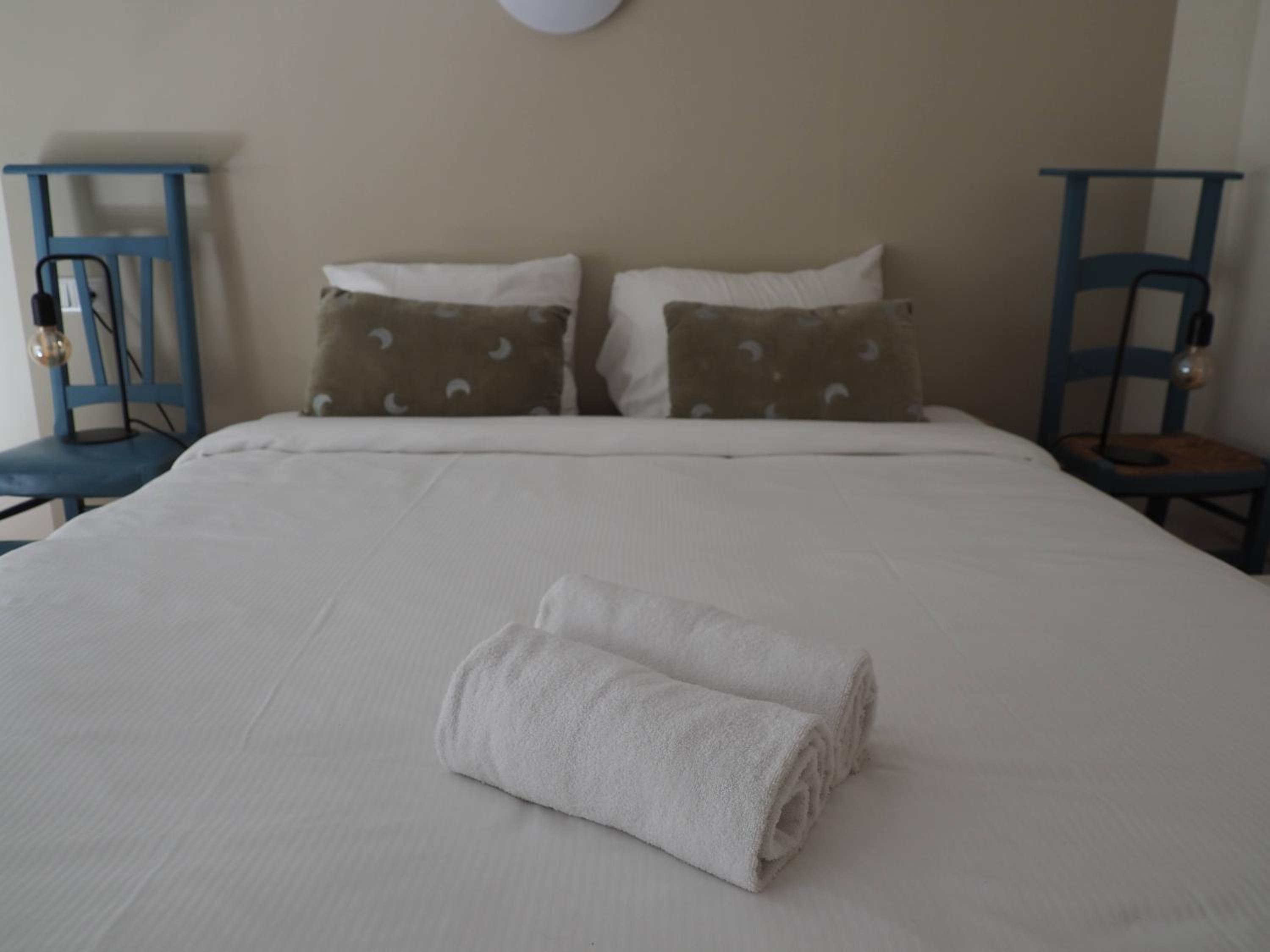 Deluxe Double Room with Shower photo 3