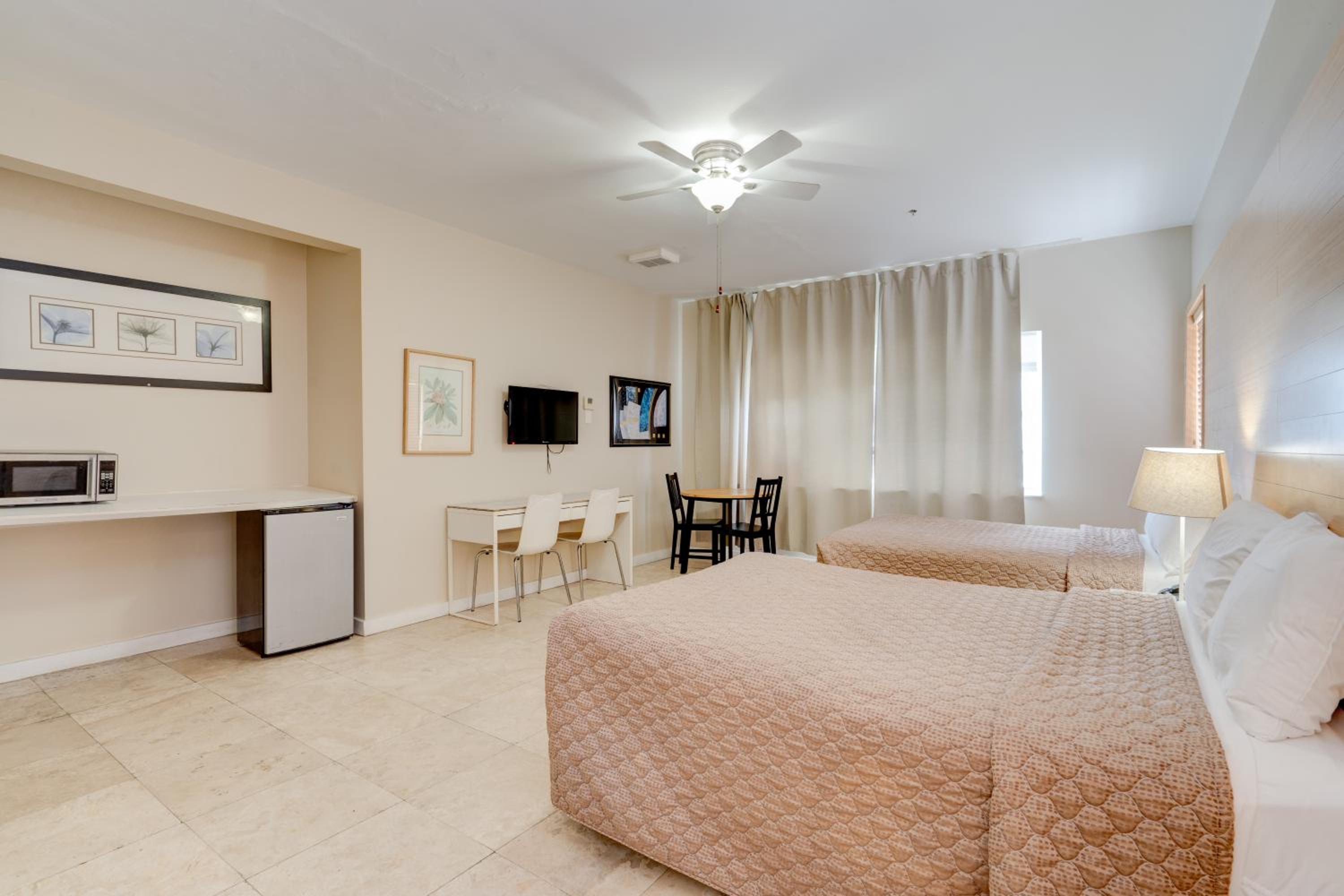 Standard Double Room (3 Adults)