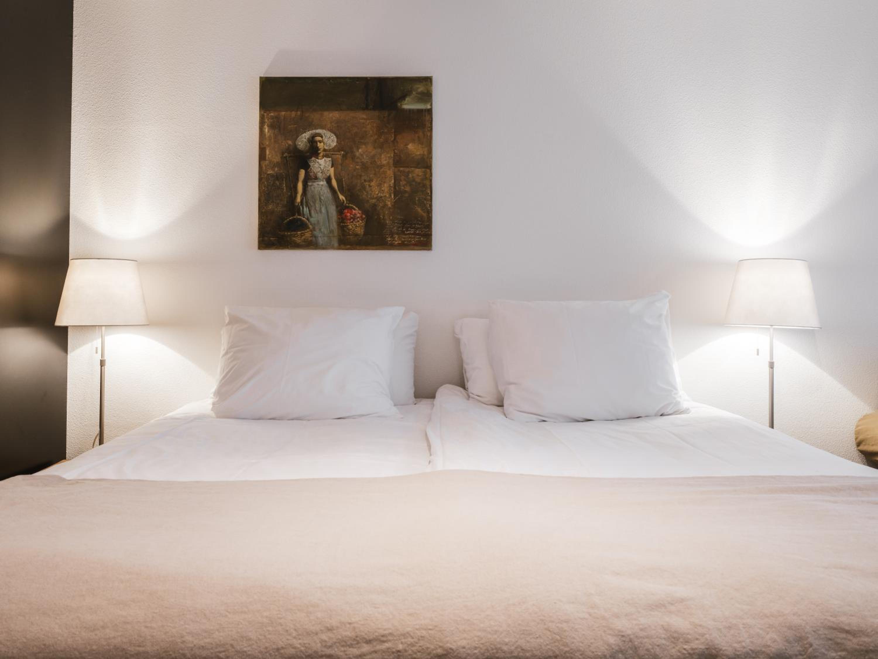 Large Double Room photo 3