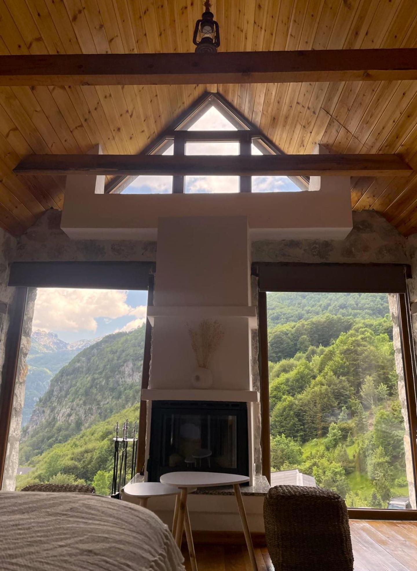 Double Room with Mountain View photo 1