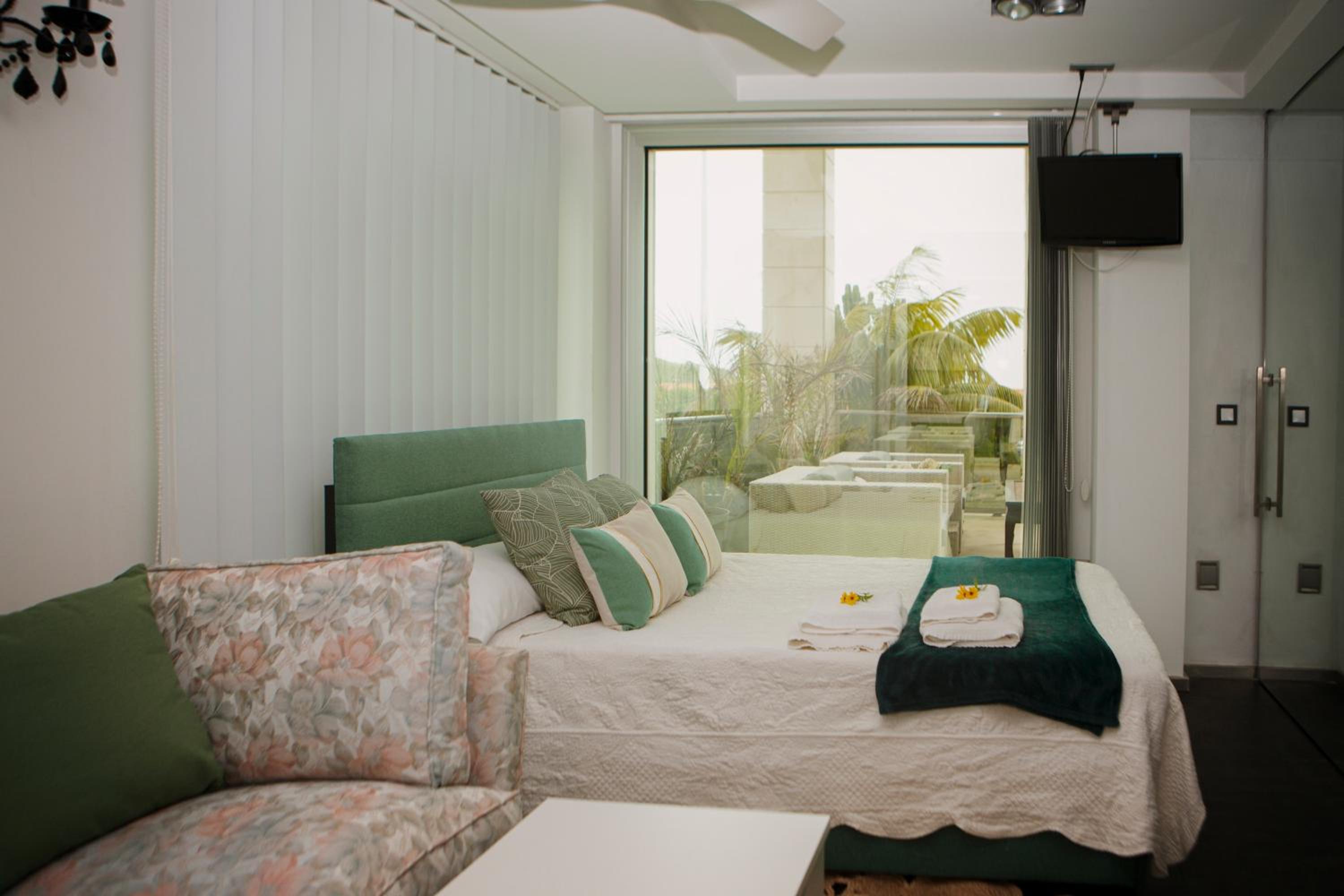 Apartamento de una habitación con vistas al mar y terraza