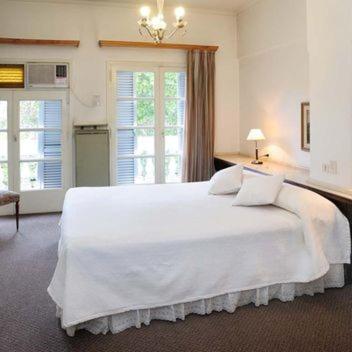 Standard Double or Twin Room photo 1